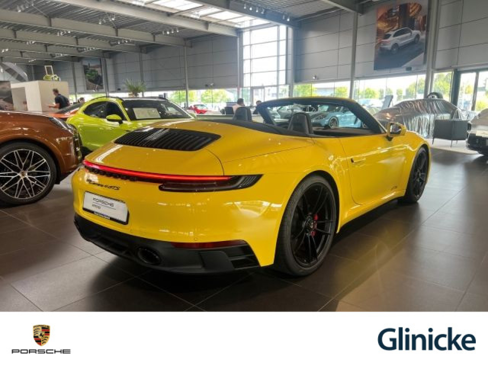 Porsche - 992_33