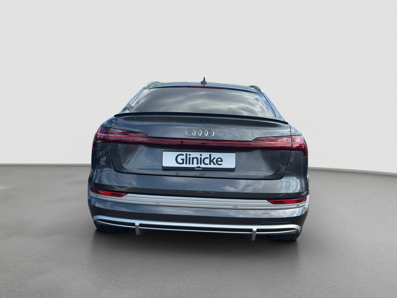 Audi - e-tron Sportback_5