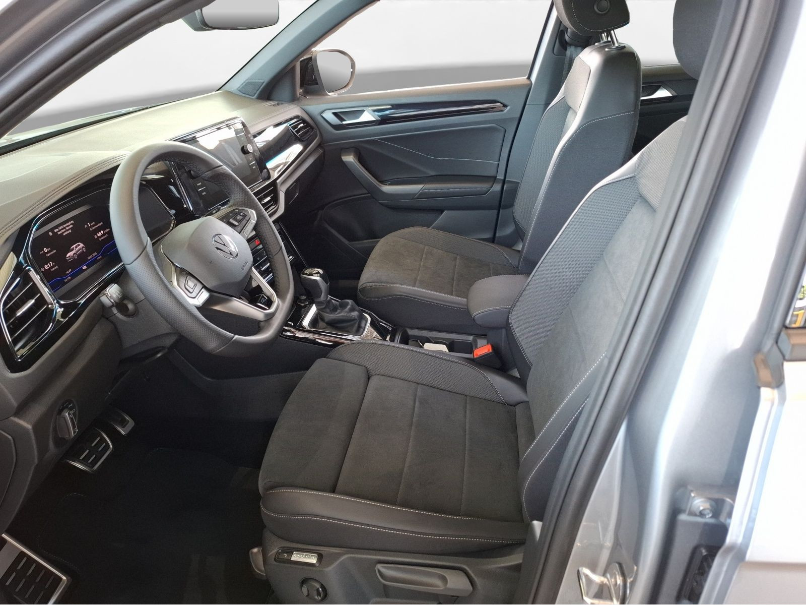 Volkswagen - T-Roc_4
