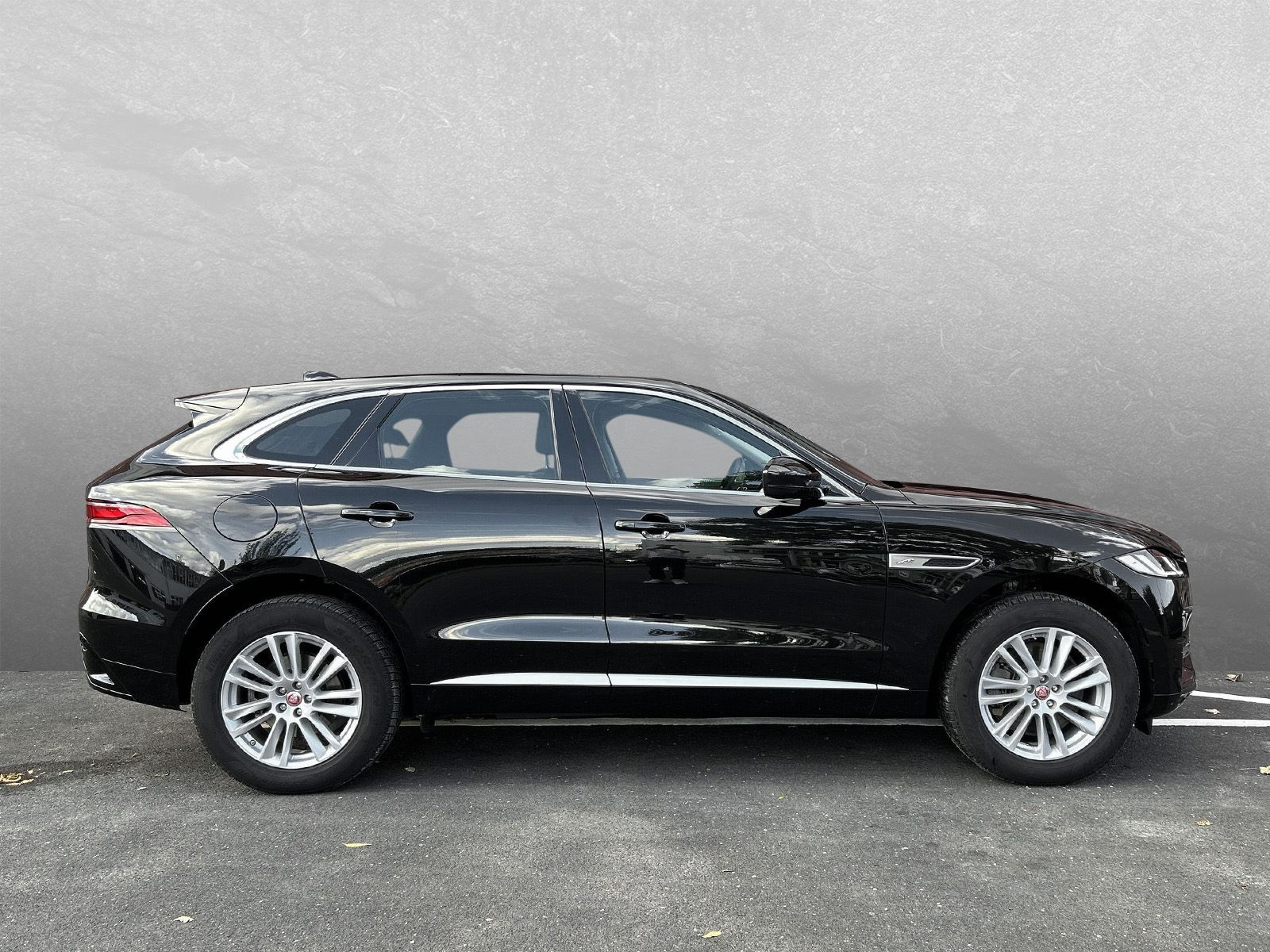 Jaguar - F-Pace_6