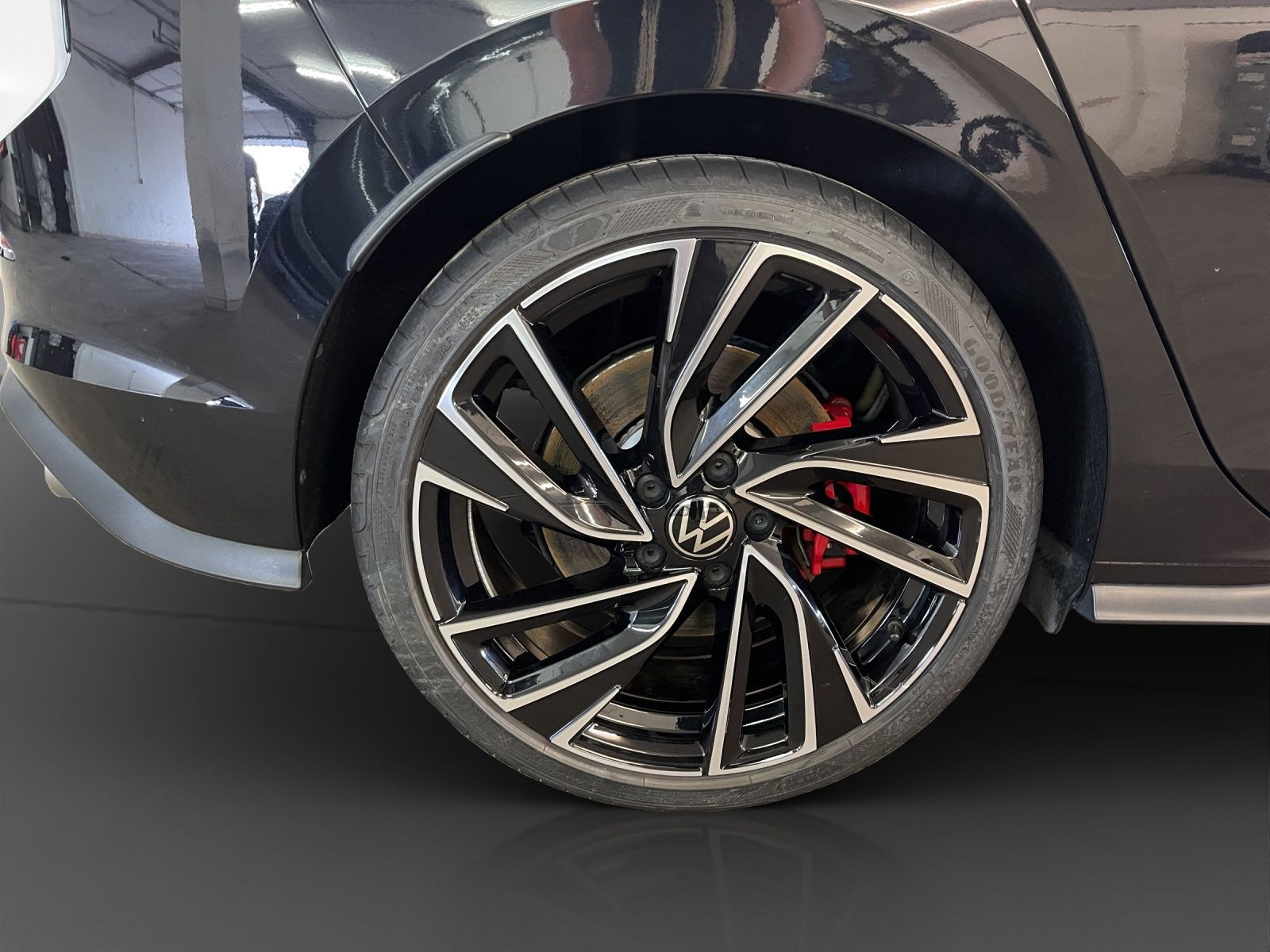 Volkswagen - Golf GTI_16