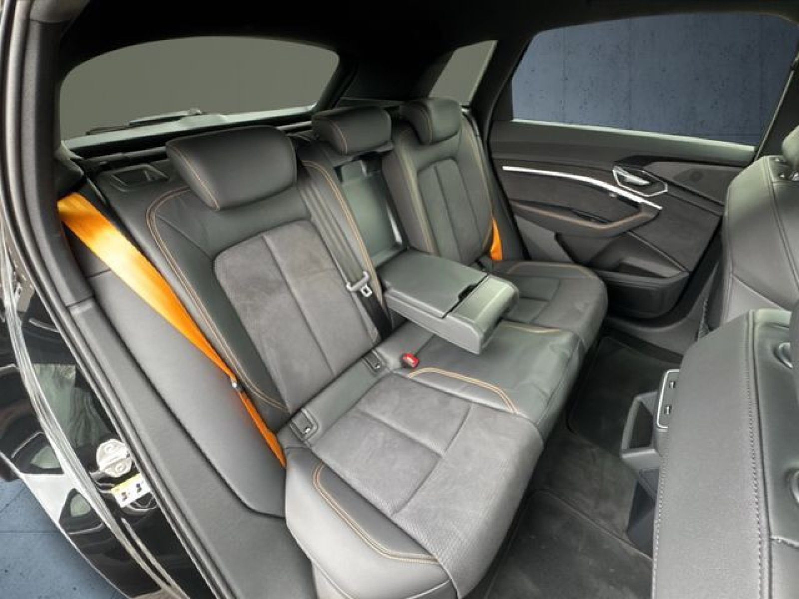 Audi - e-tron_20