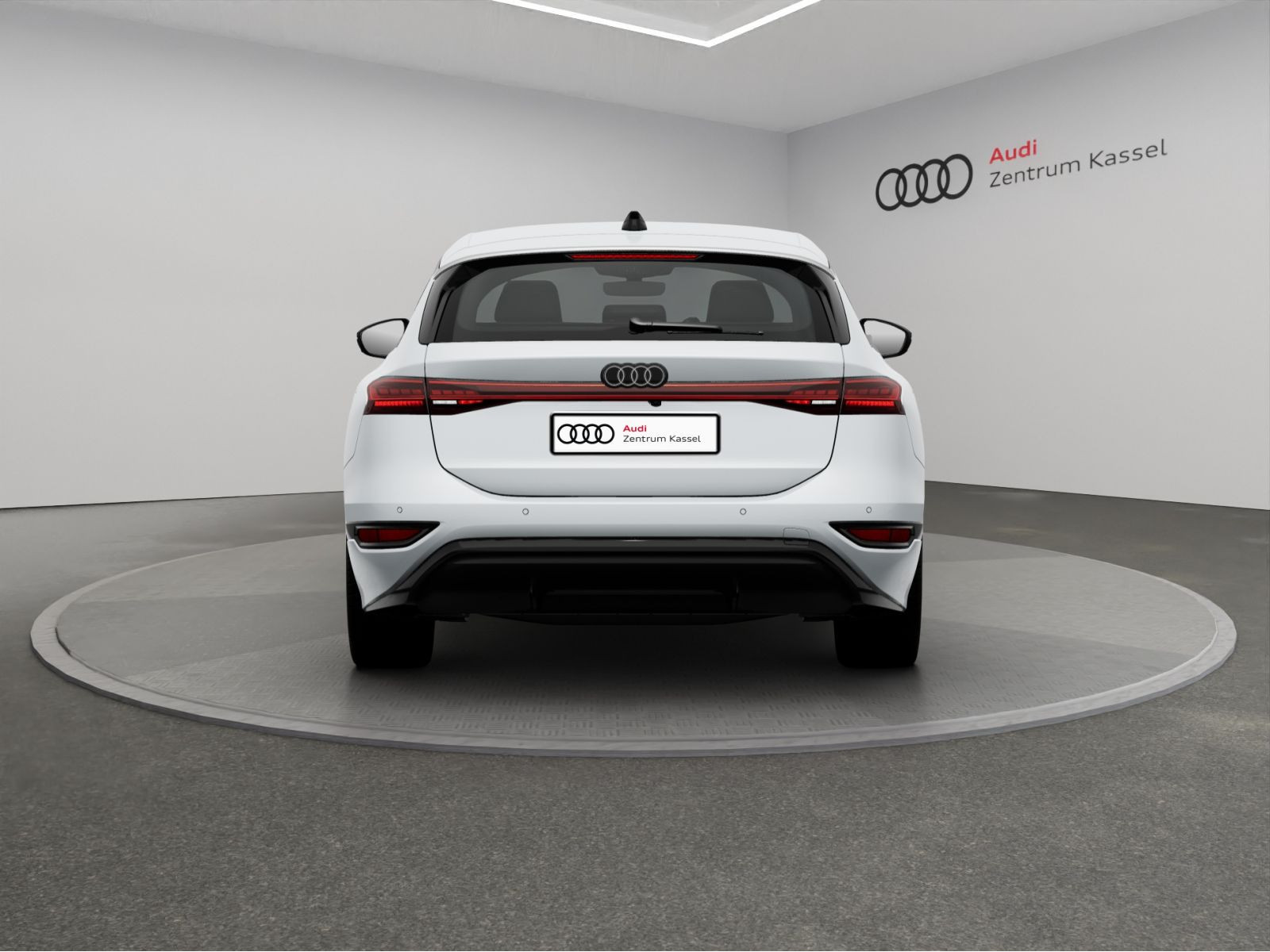 Audi - A6 Avant e-tron_6
