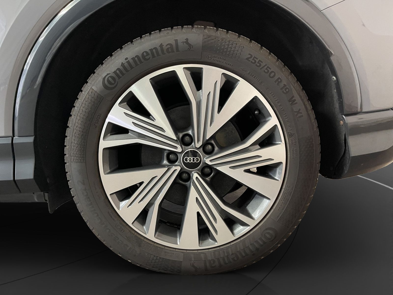 Audi - Q4 e-tron_14 Audi - Q4 e-tron_14