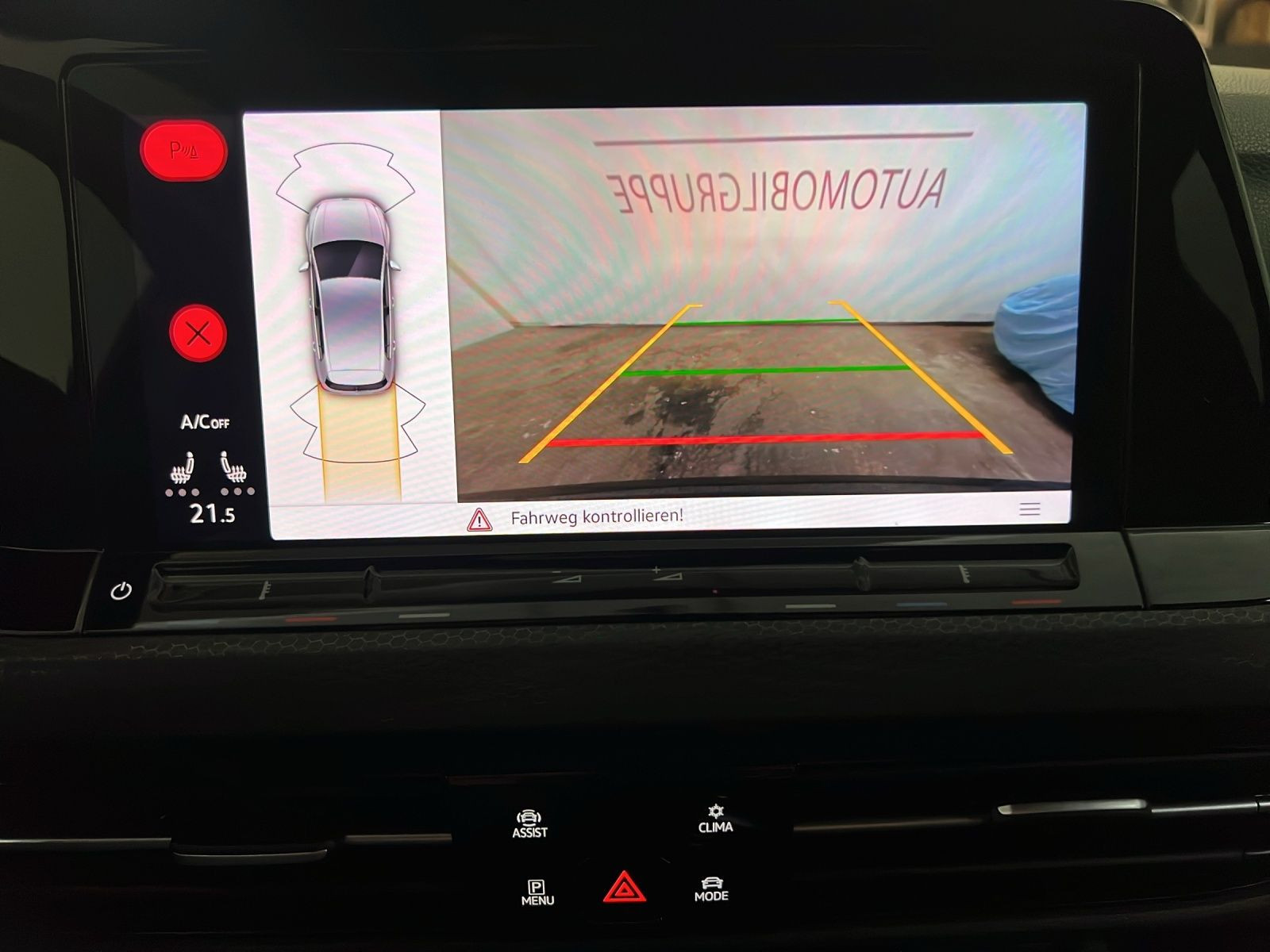 Volkswagen - Golf GTI_25