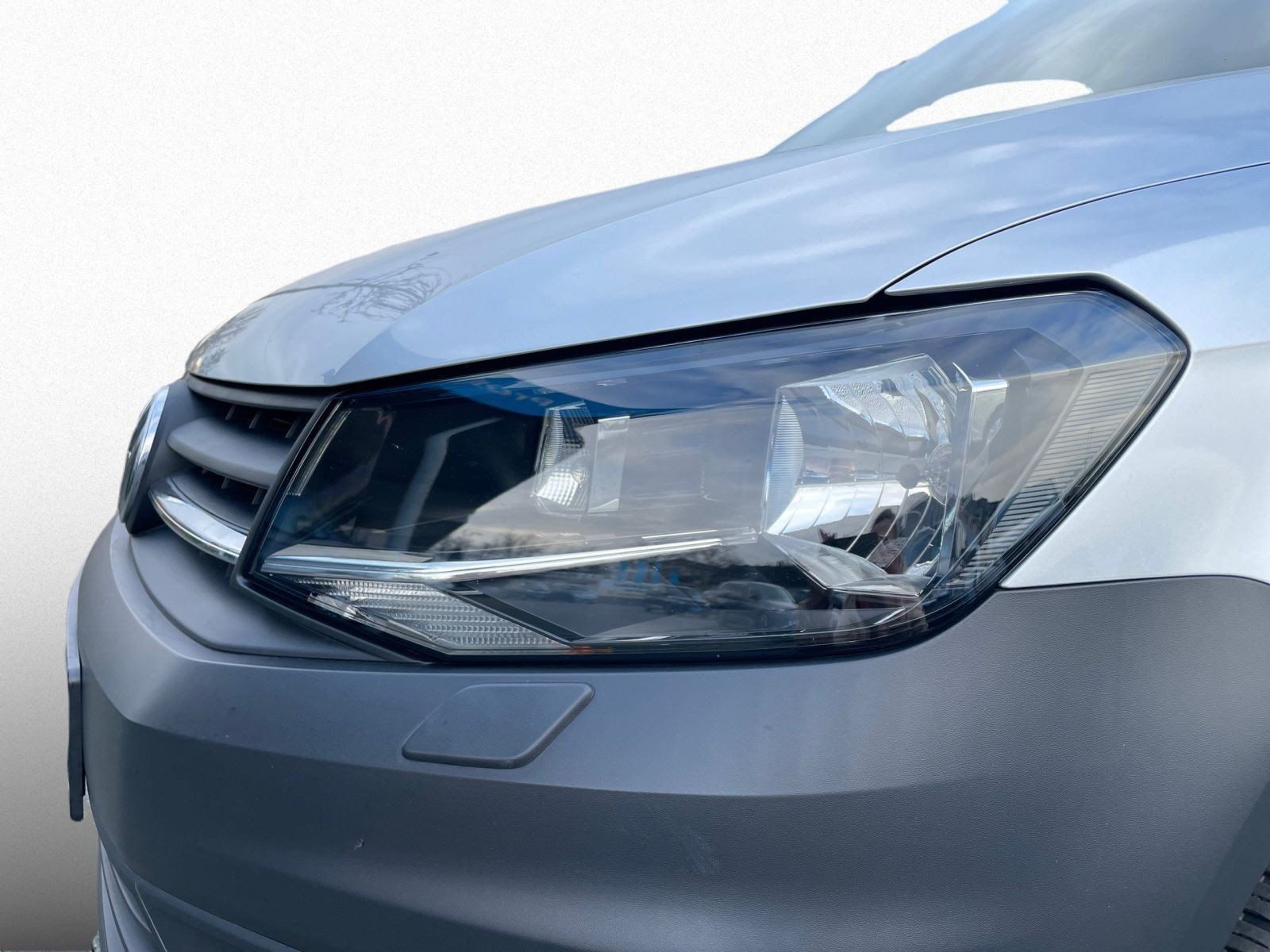 Volkswagen - Caddy Maxi_14