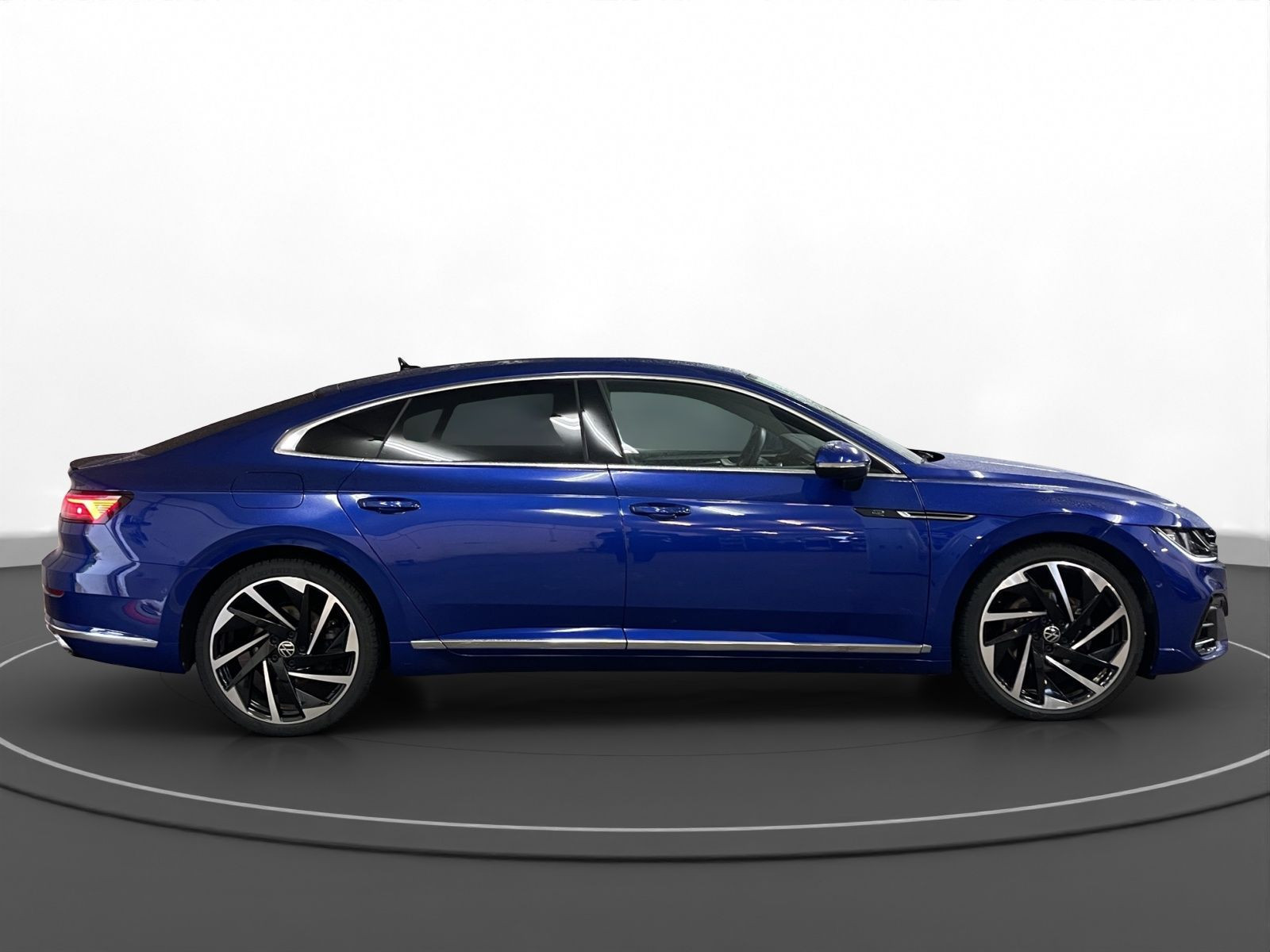 Volkswagen - Arteon_7