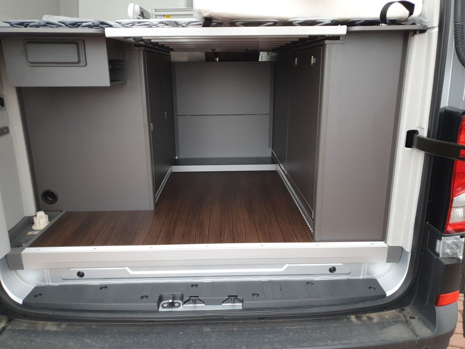 Volkswagen - Grand California 600_9