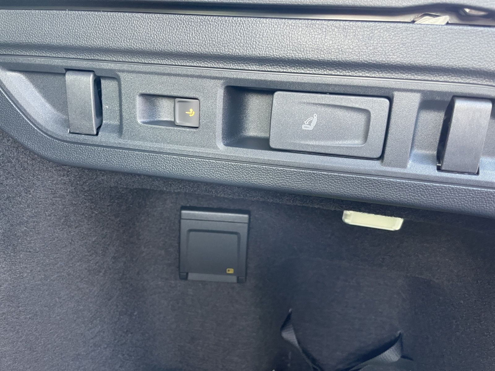 Volkswagen - Passat_15