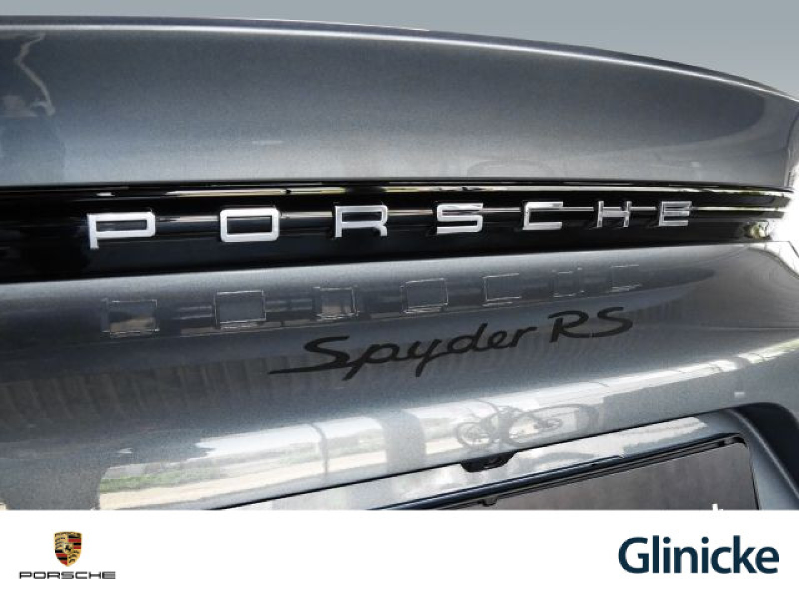 Porsche - 718 Spyder_16