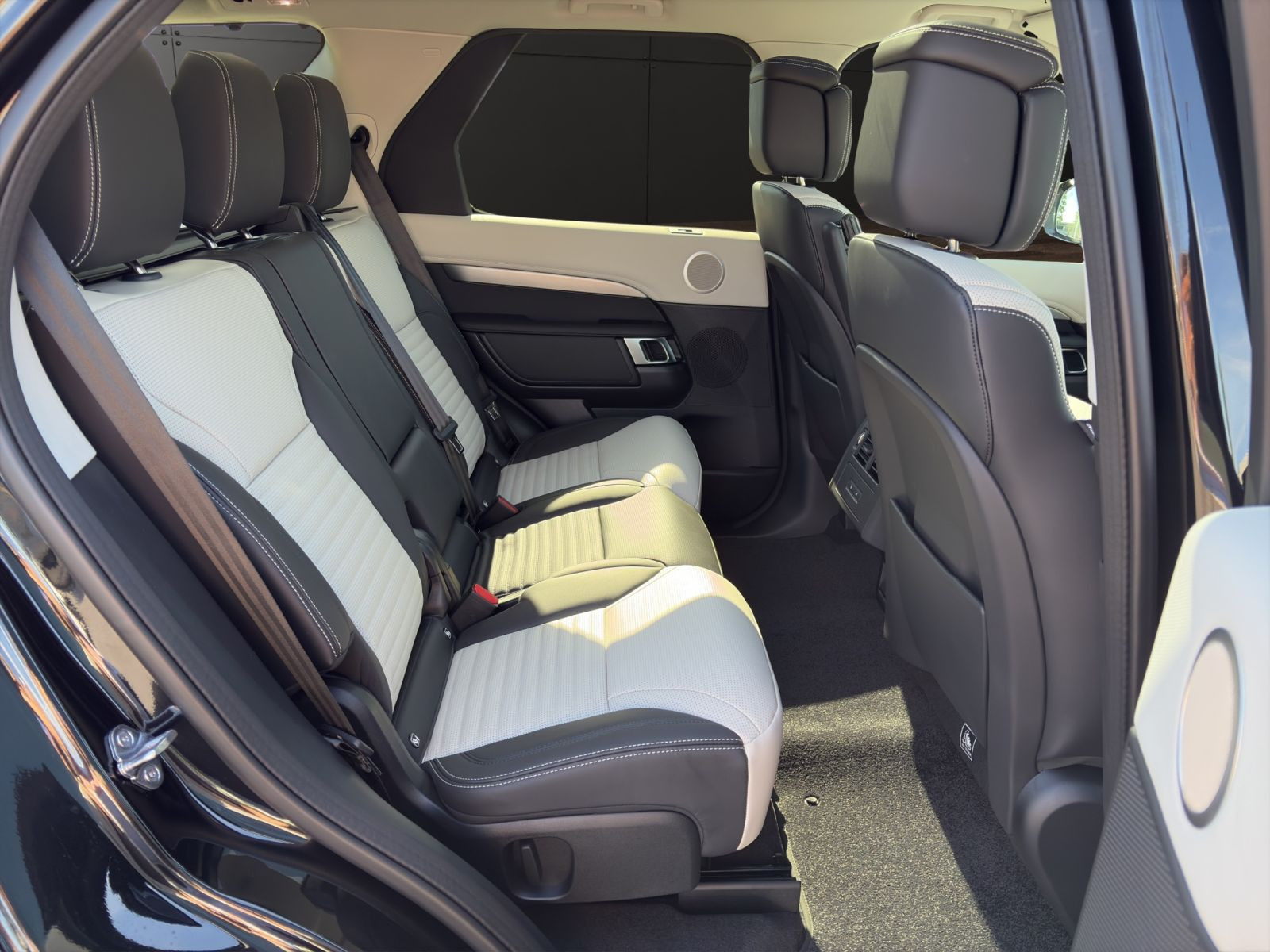 Land Rover - Discovery_8
