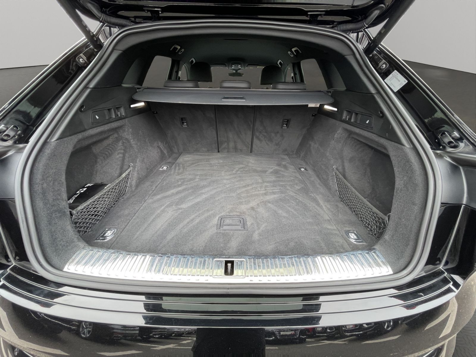 Audi - e-tron S_19