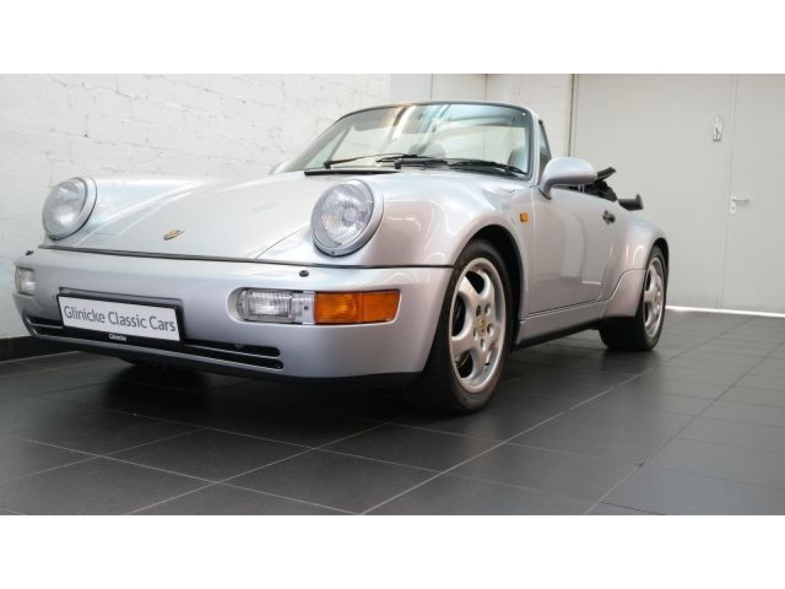Porsche - 964_28
