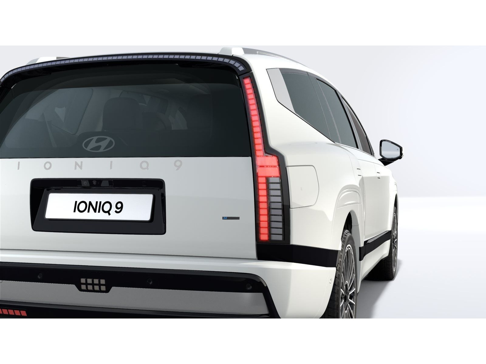 Hyundai - IONIQ 9_8