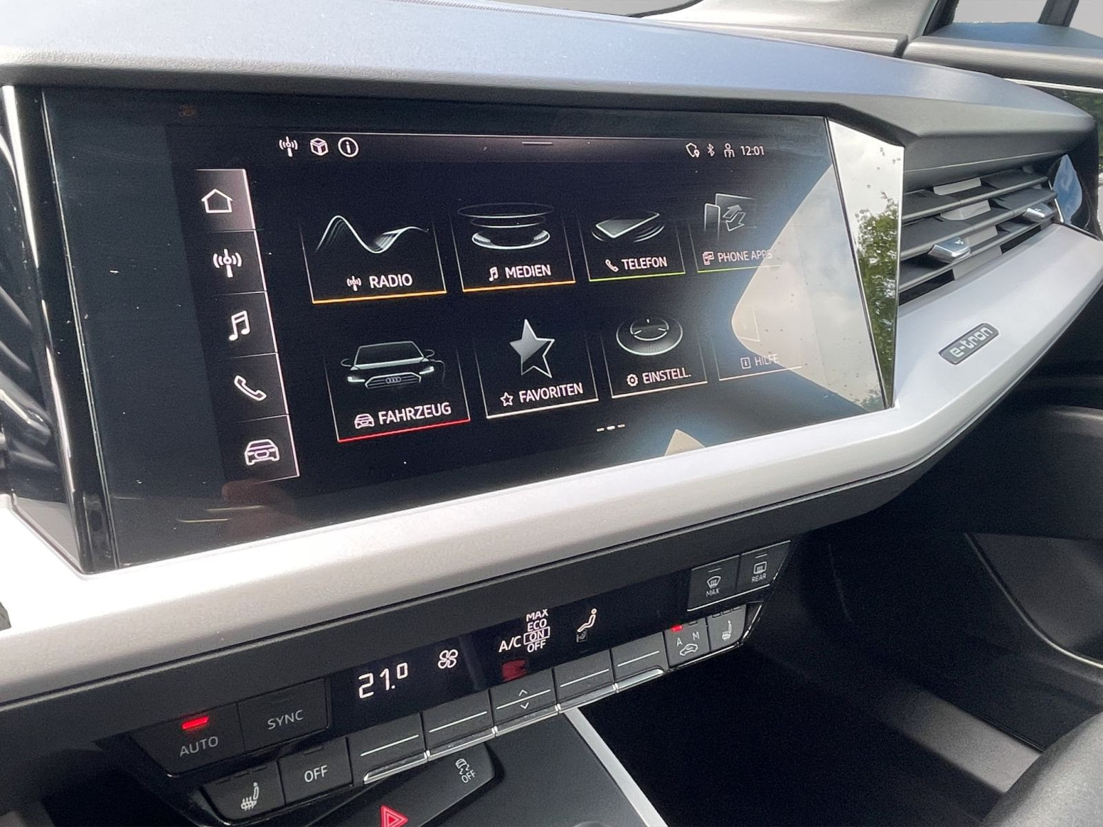 Audi - Q4_14