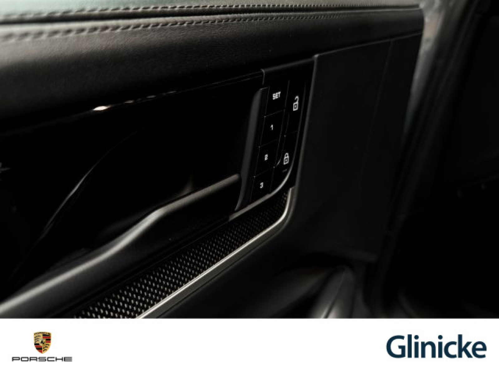 Porsche - Cayenne_31