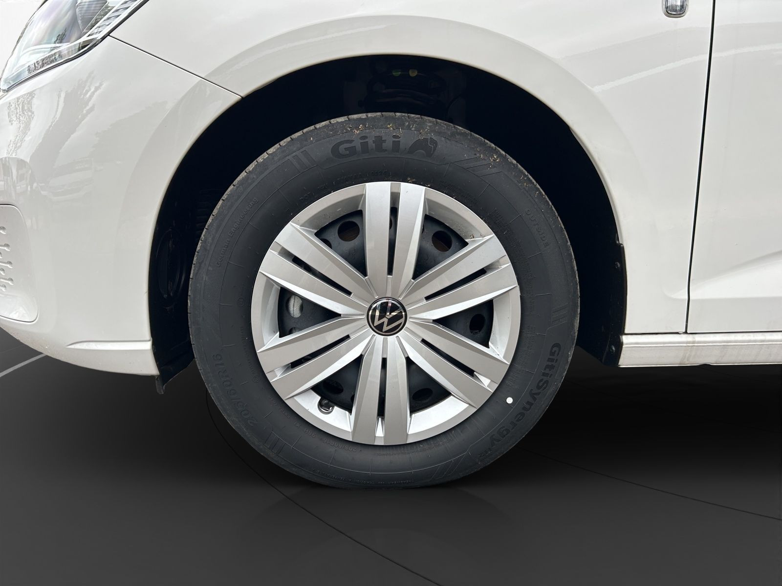 Volkswagen - Caddy Maxi_13