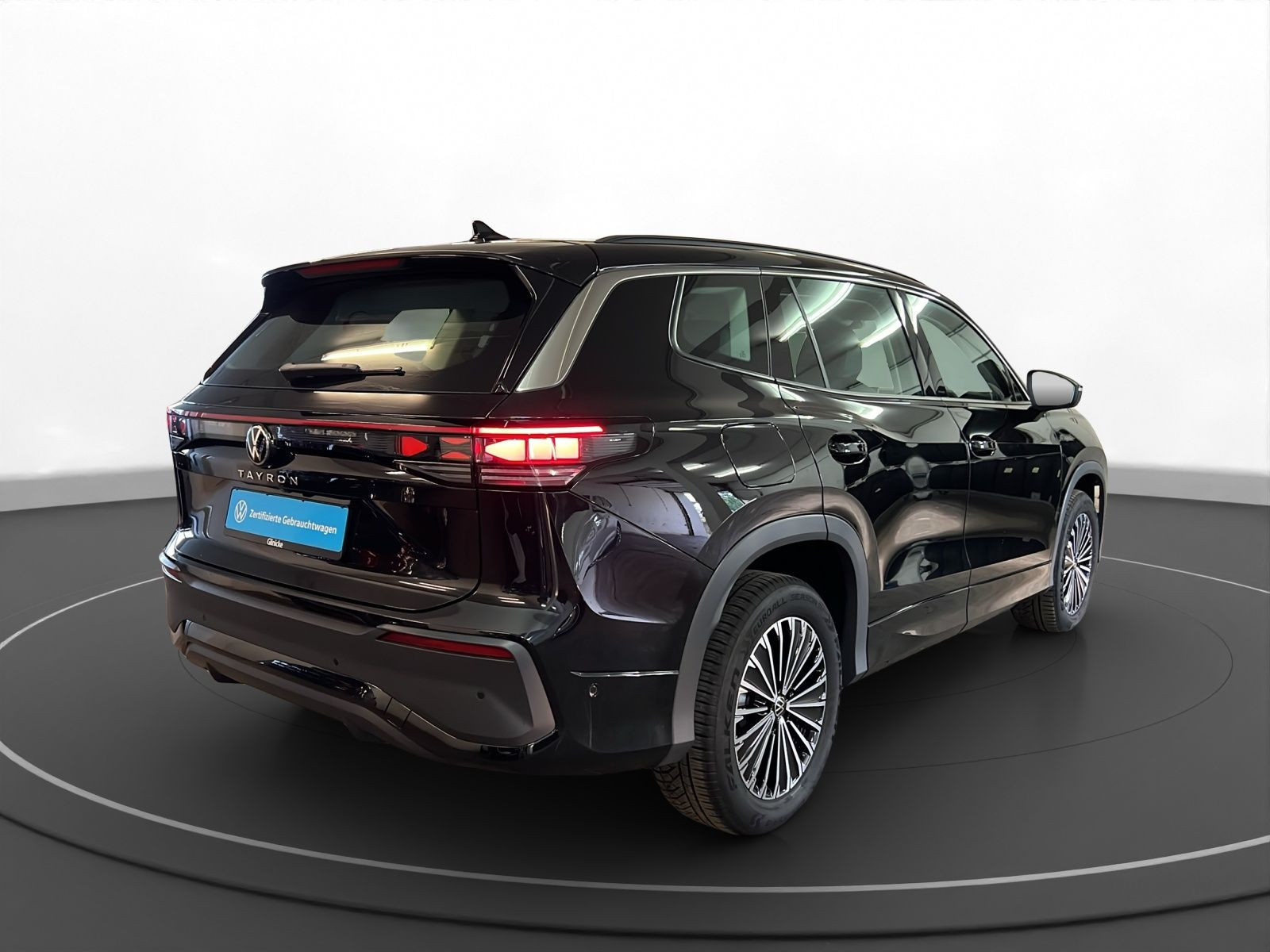 Volkswagen - Tayron_6