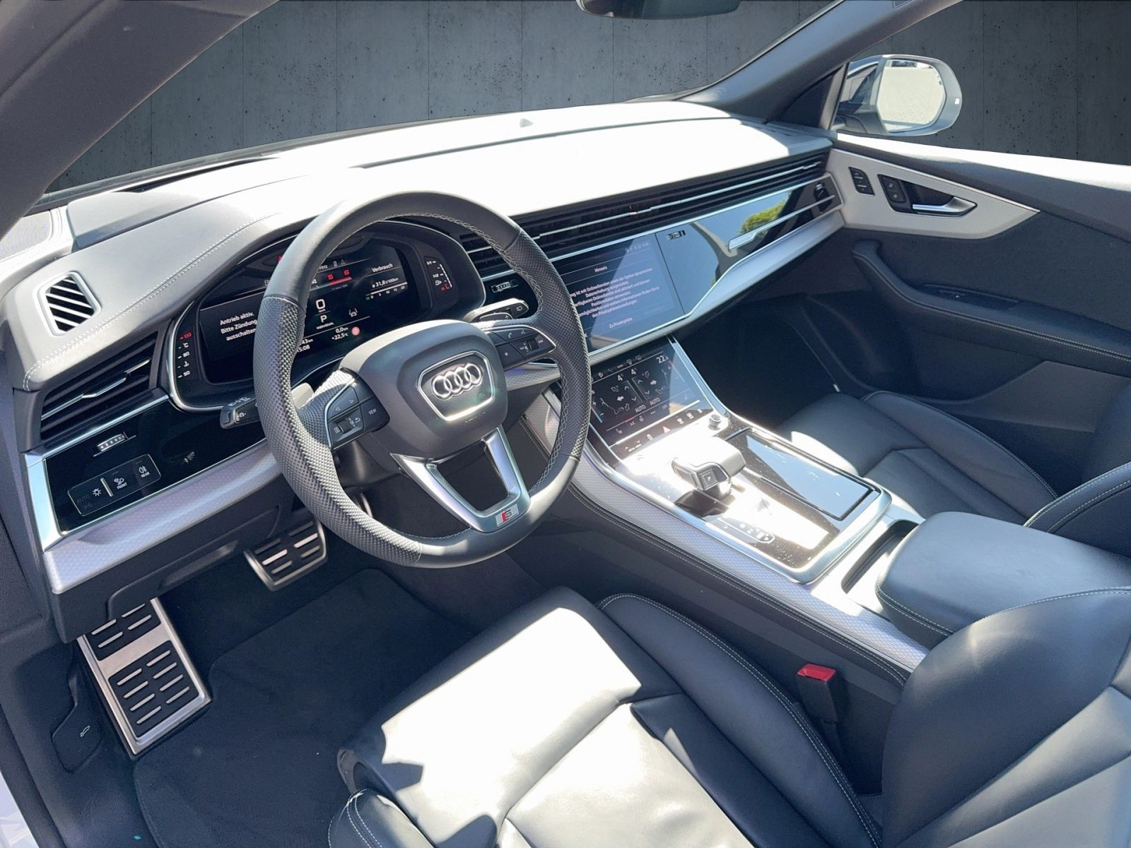 Audi - Q8_9 Audi - Q8_9