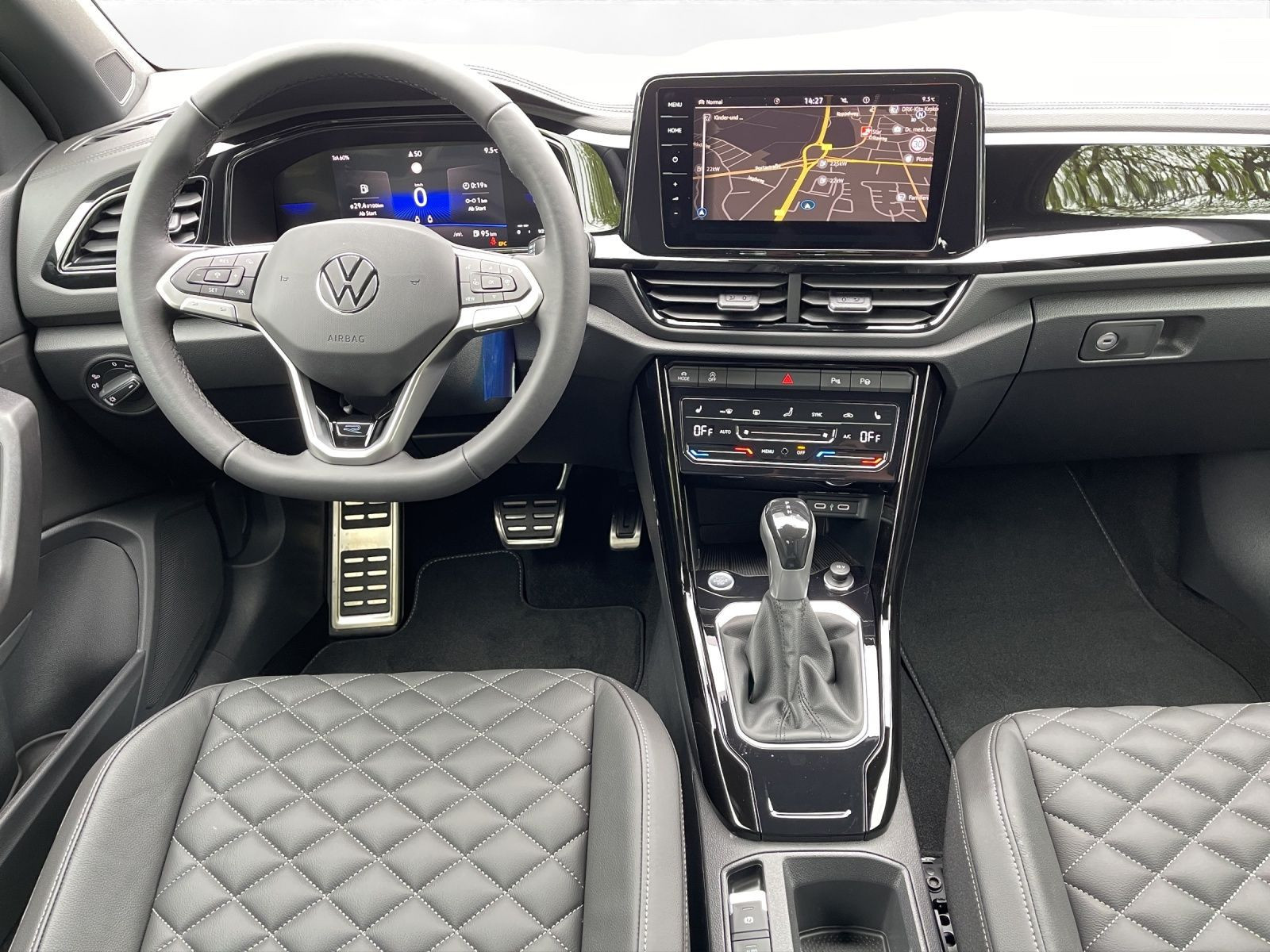 Volkswagen - T-Roc_13