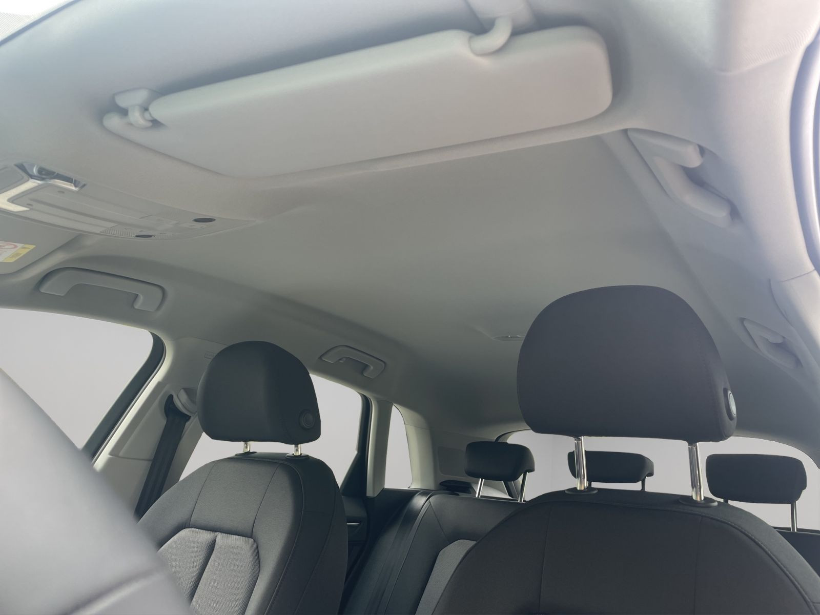 Audi - Q3_20