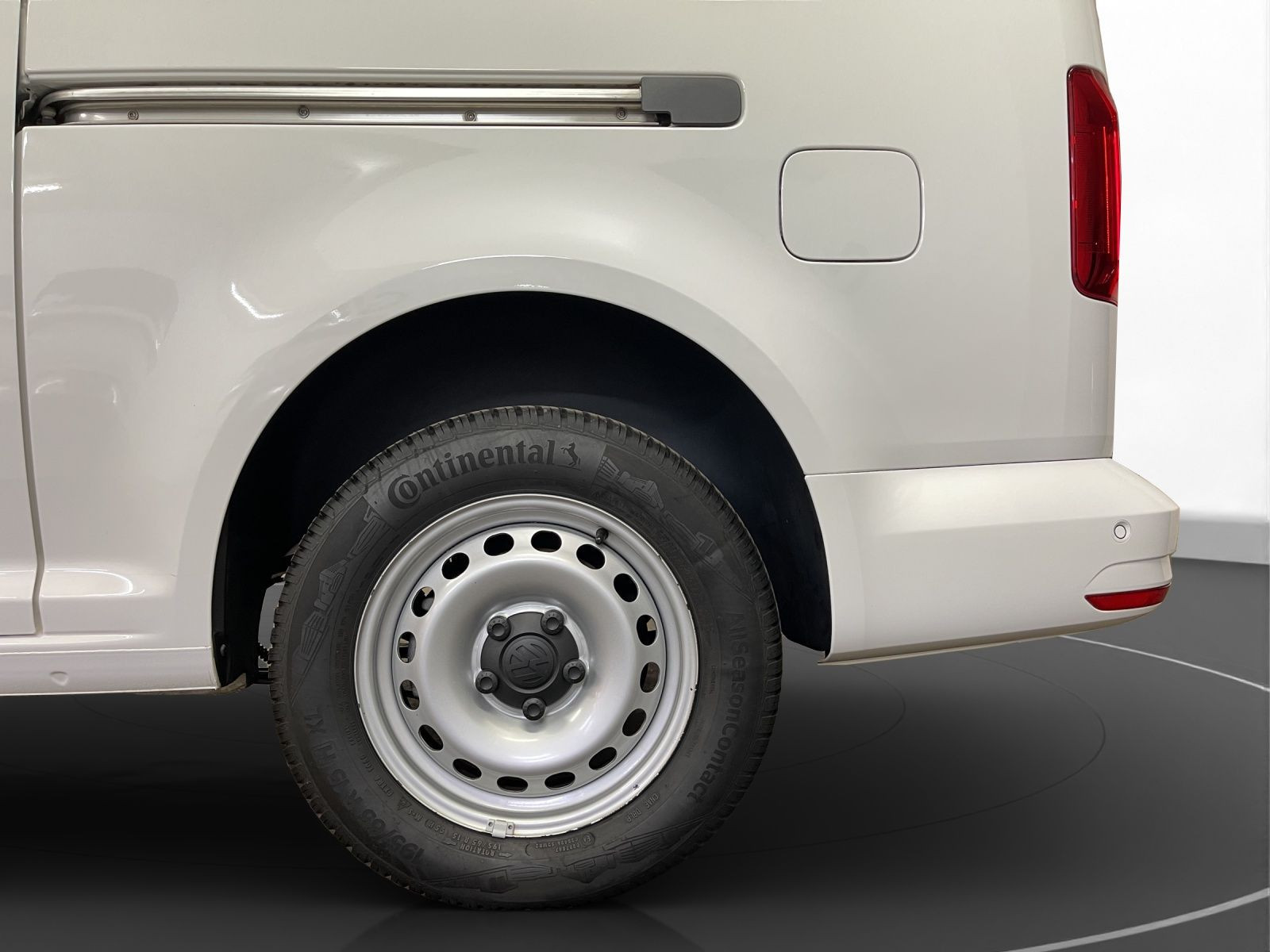 Volkswagen - Caddy Maxi_13