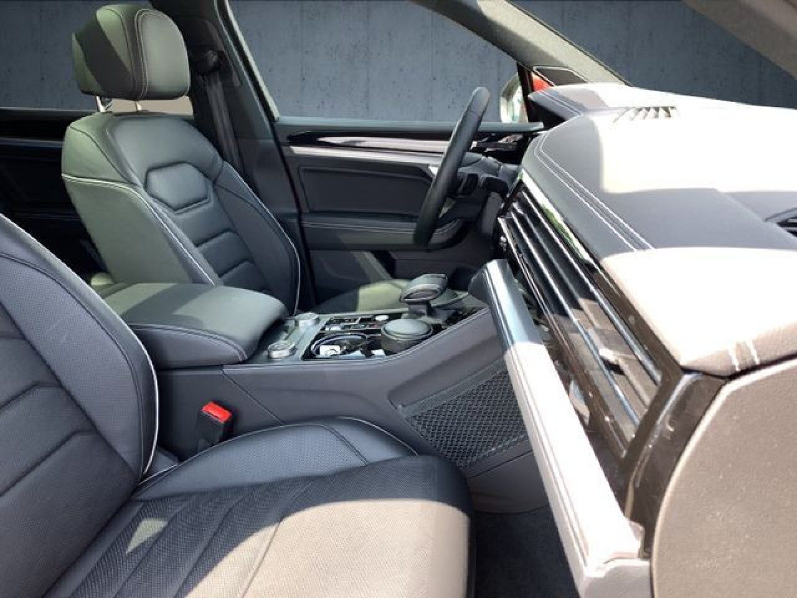 Volkswagen - Touareg_19