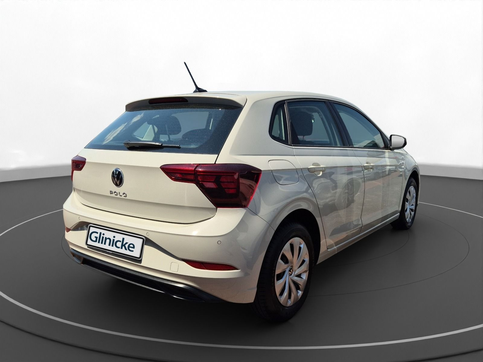 Volkswagen - Polo_11