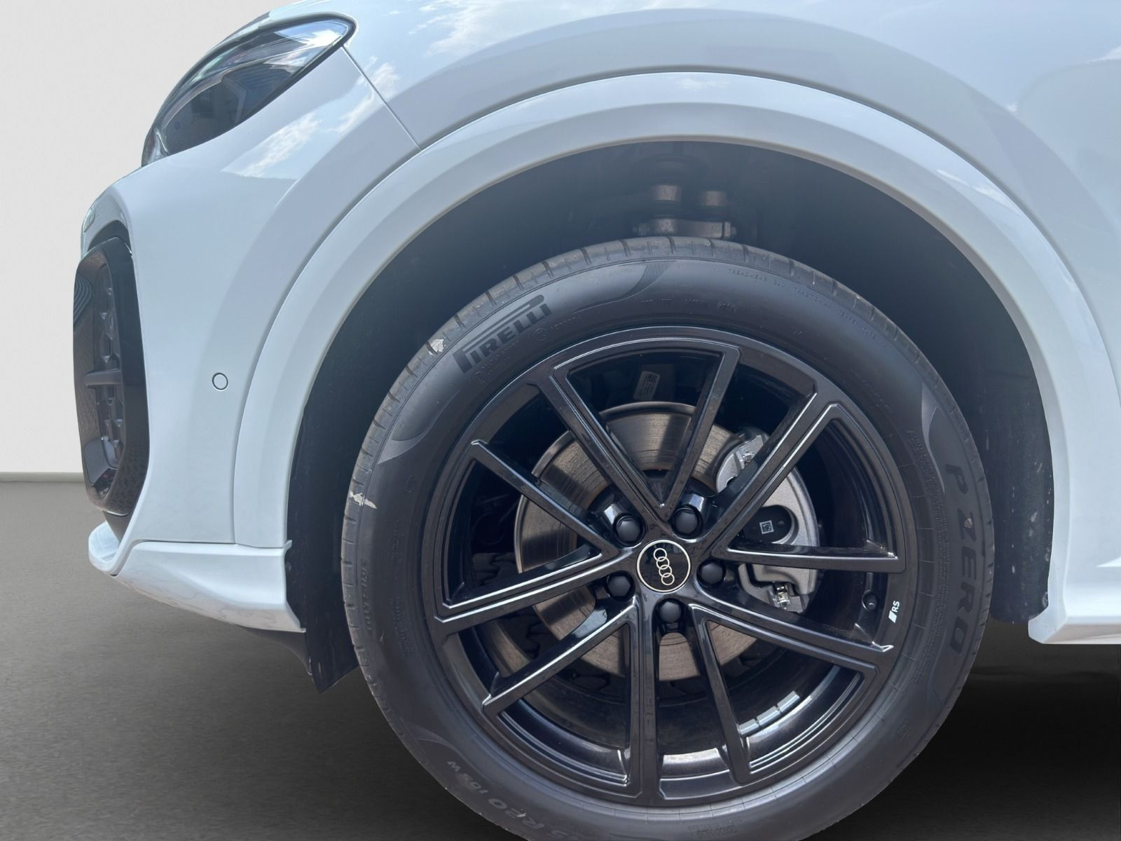 Audi - Q5_23
