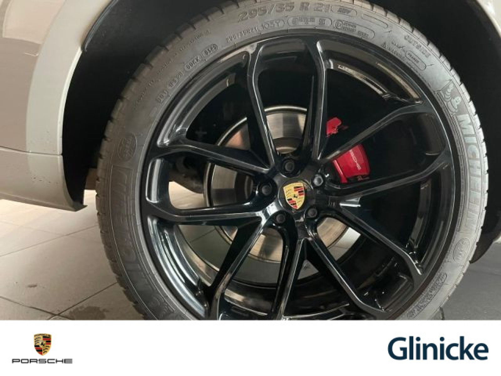 Porsche - Macan_33
