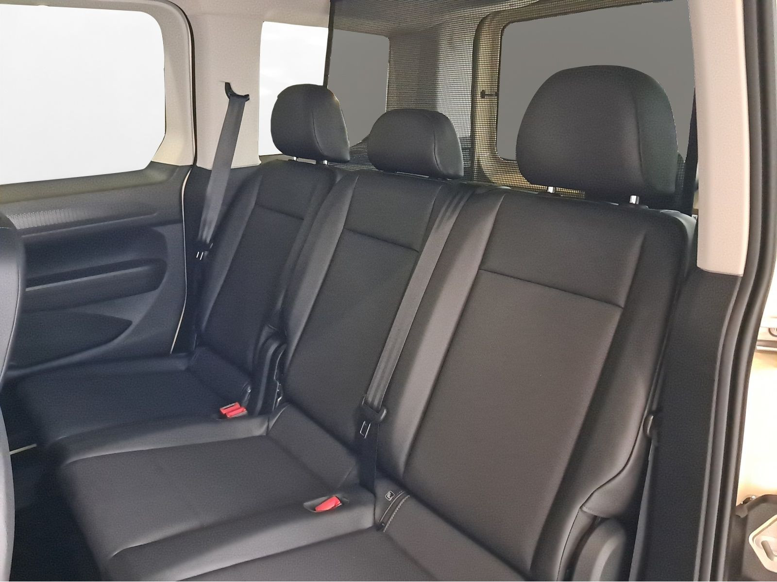 Volkswagen - Caddy_13