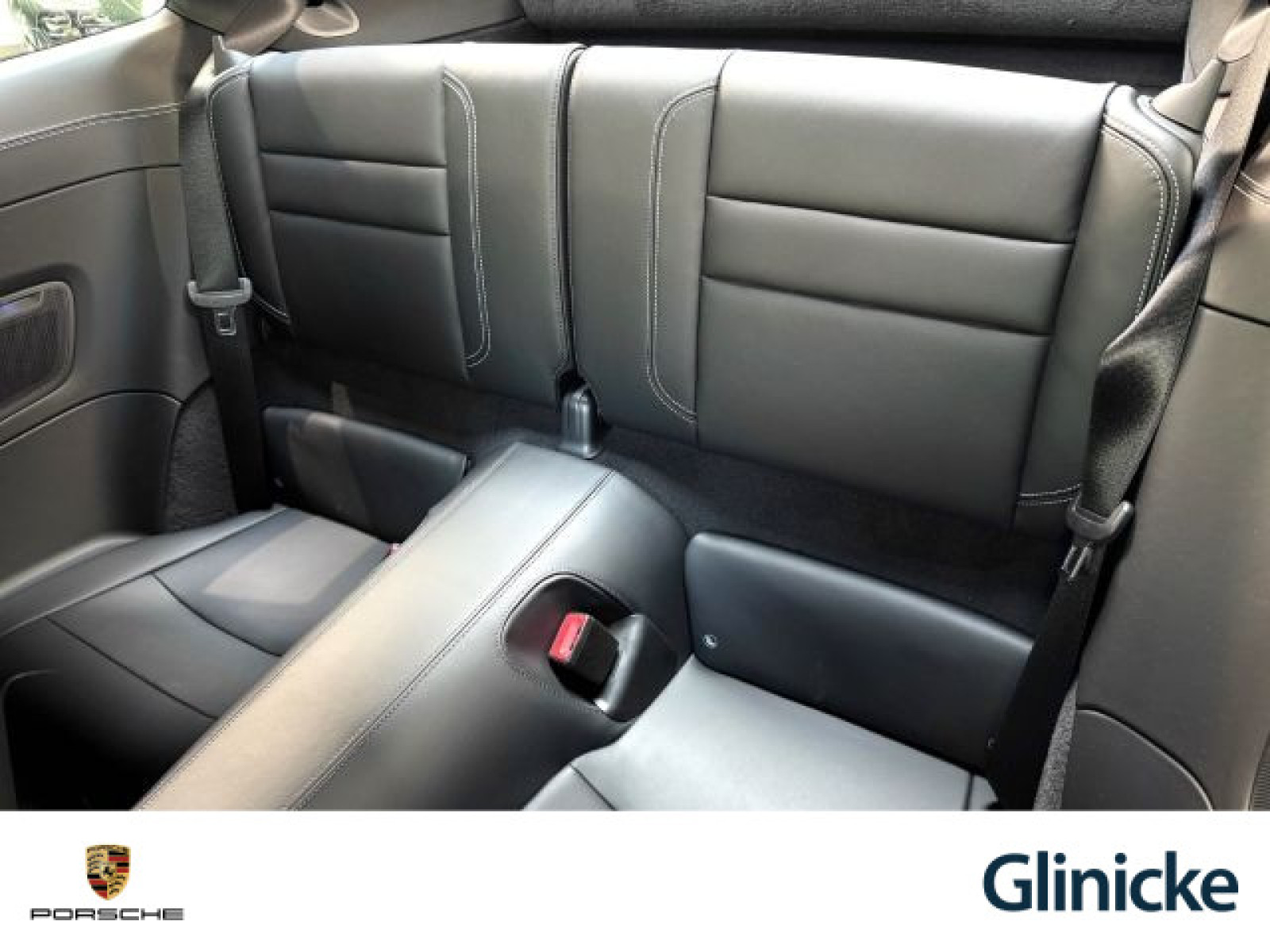 Porsche - 992_39 Porsche - 992_39