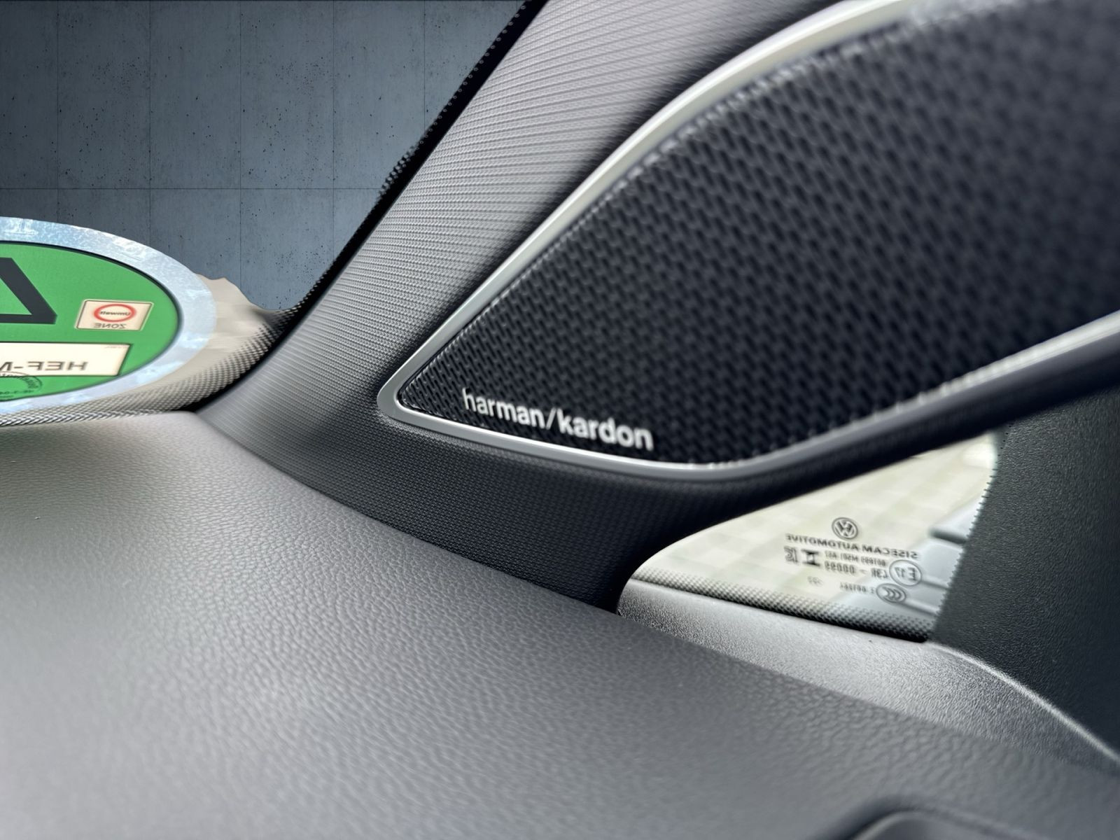 Volkswagen - Golf GTI_23