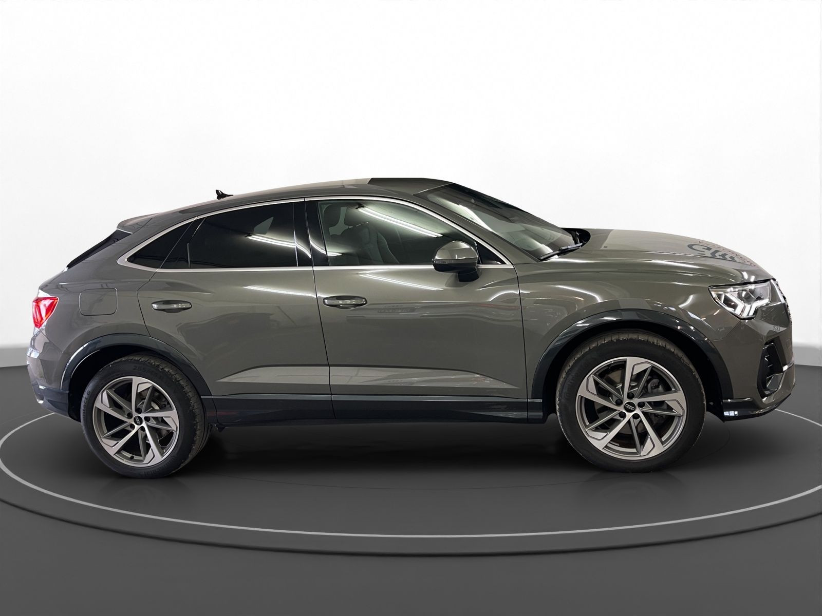 Audi - Q3 Sportback_7