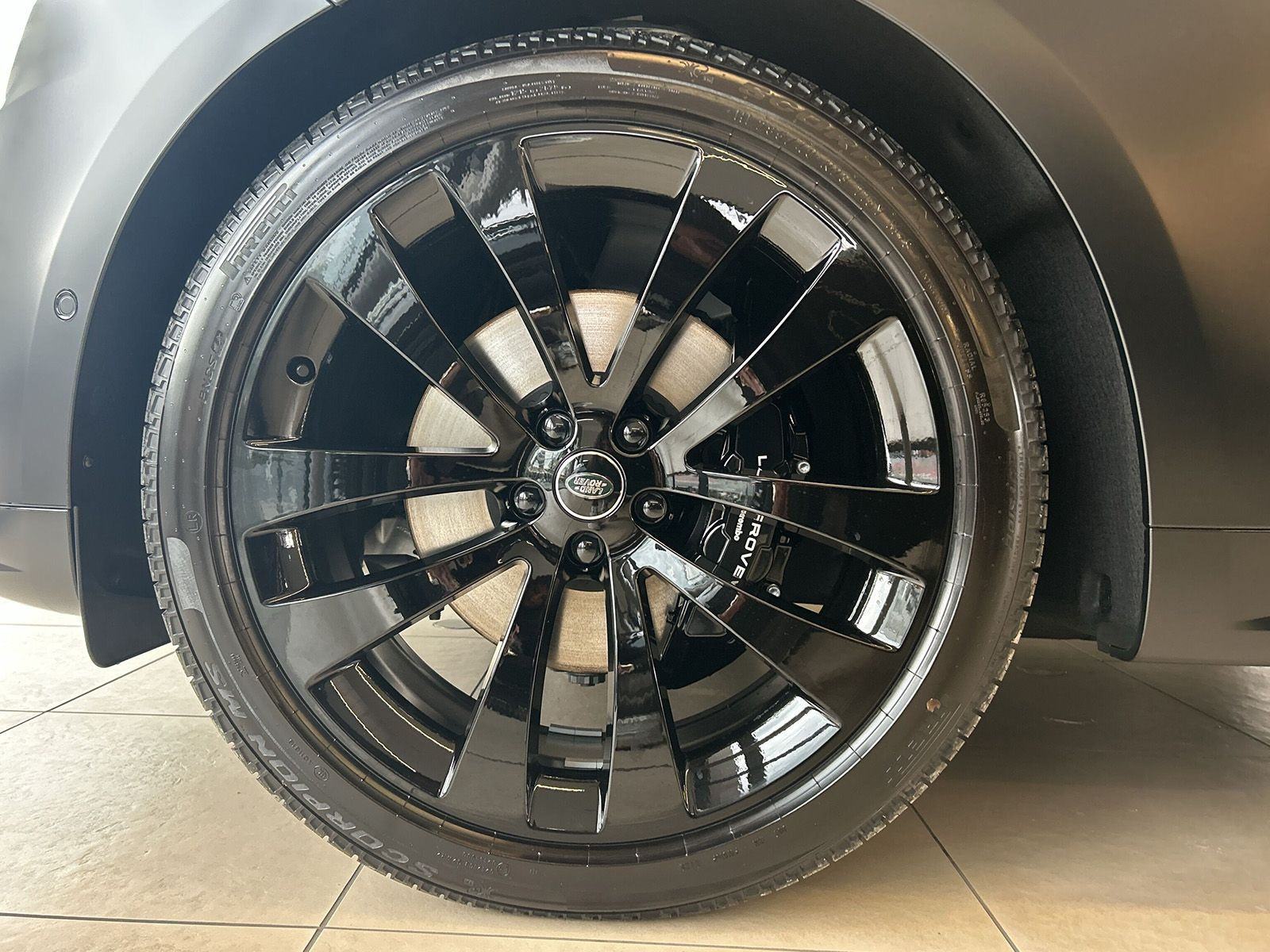 Land Rover - Range Rover Sport_9