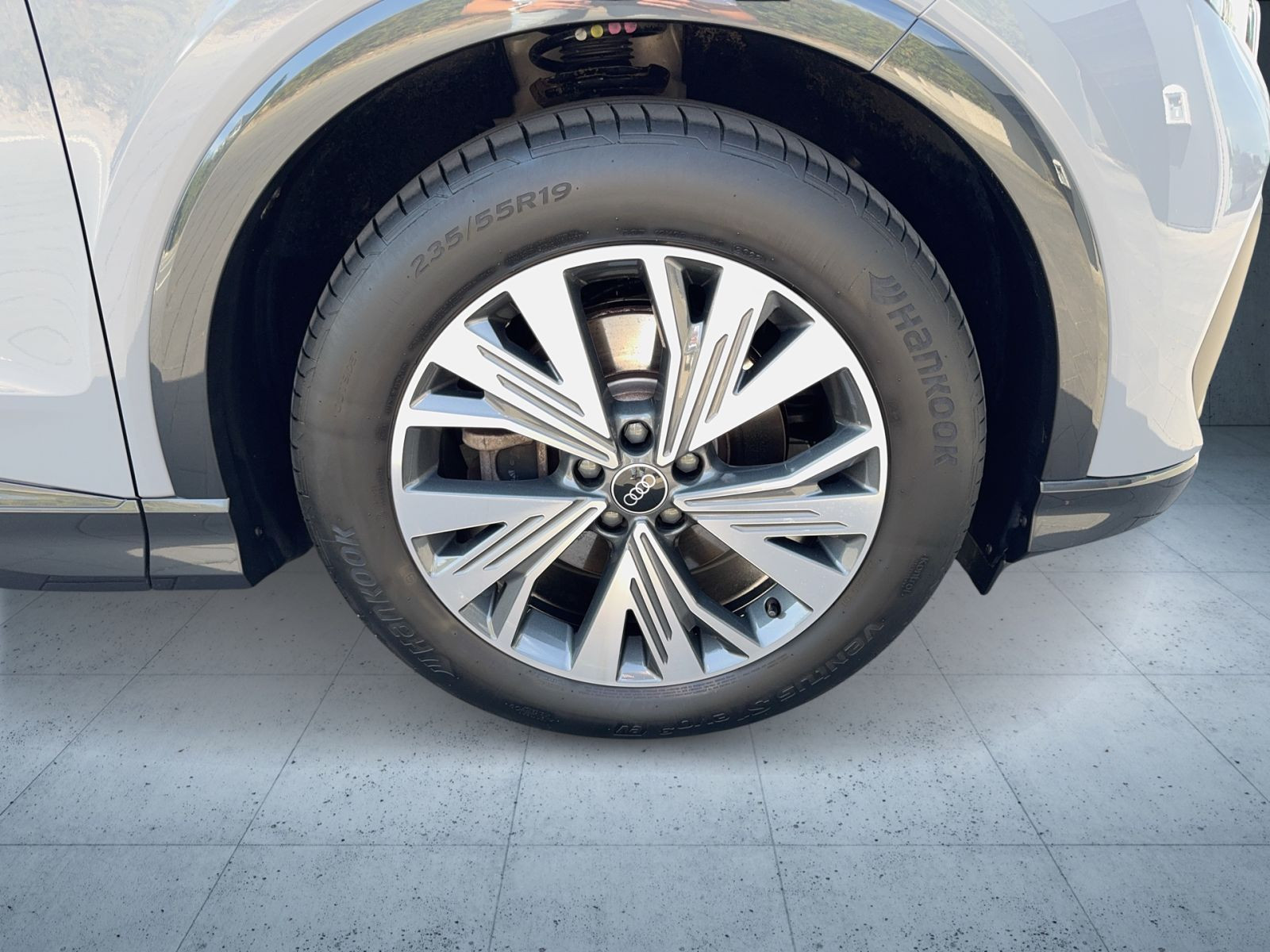 Audi - Q4 Sportback e-tron_9