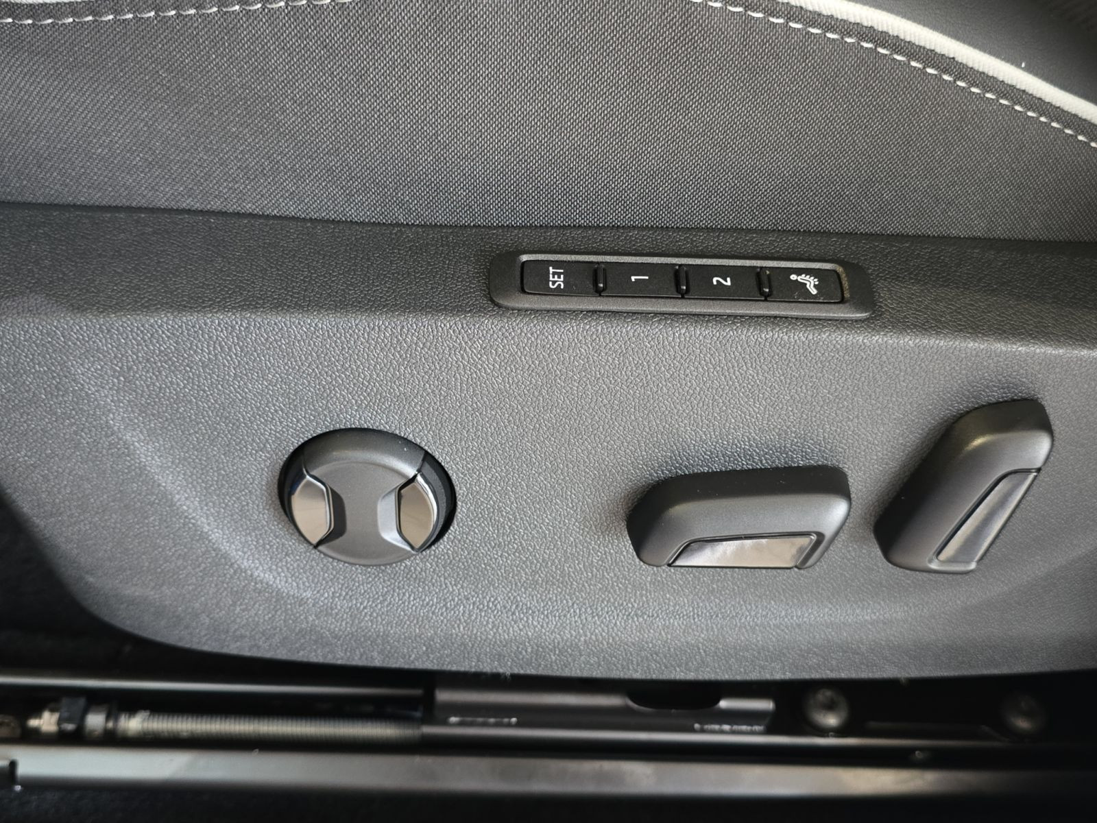 Škoda - Enyaq_18