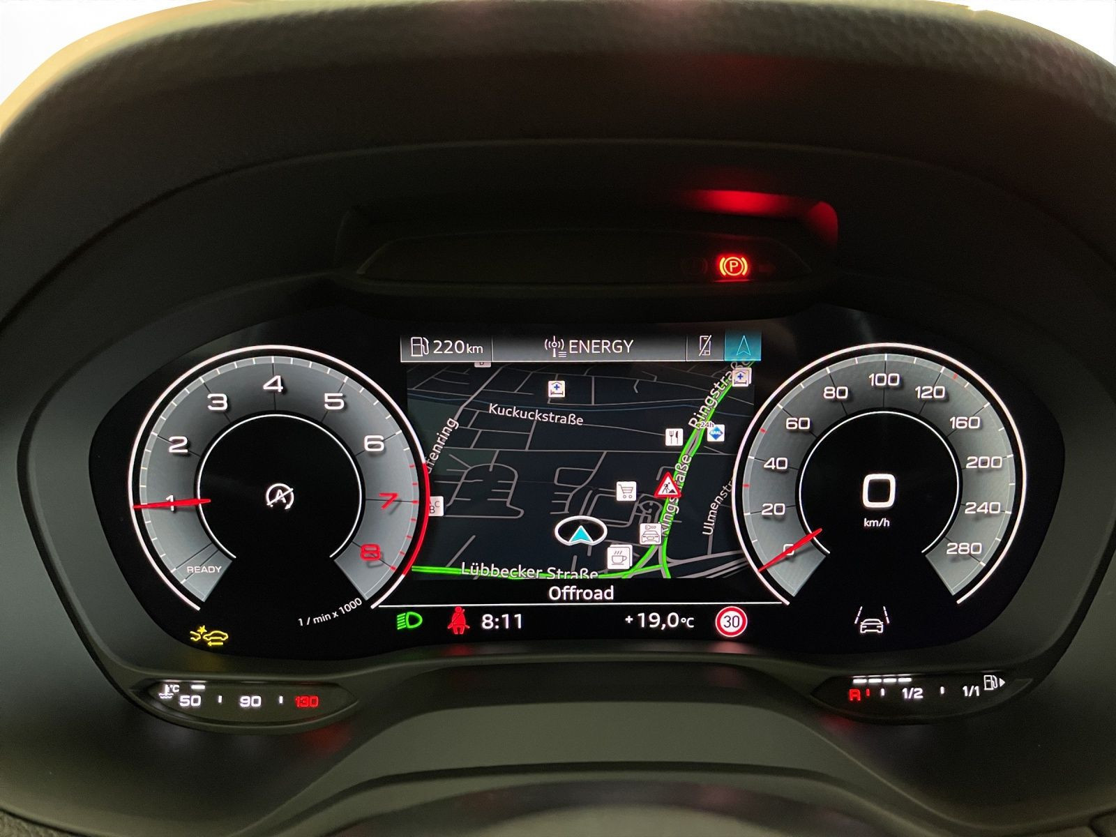 Audi - Q2_9