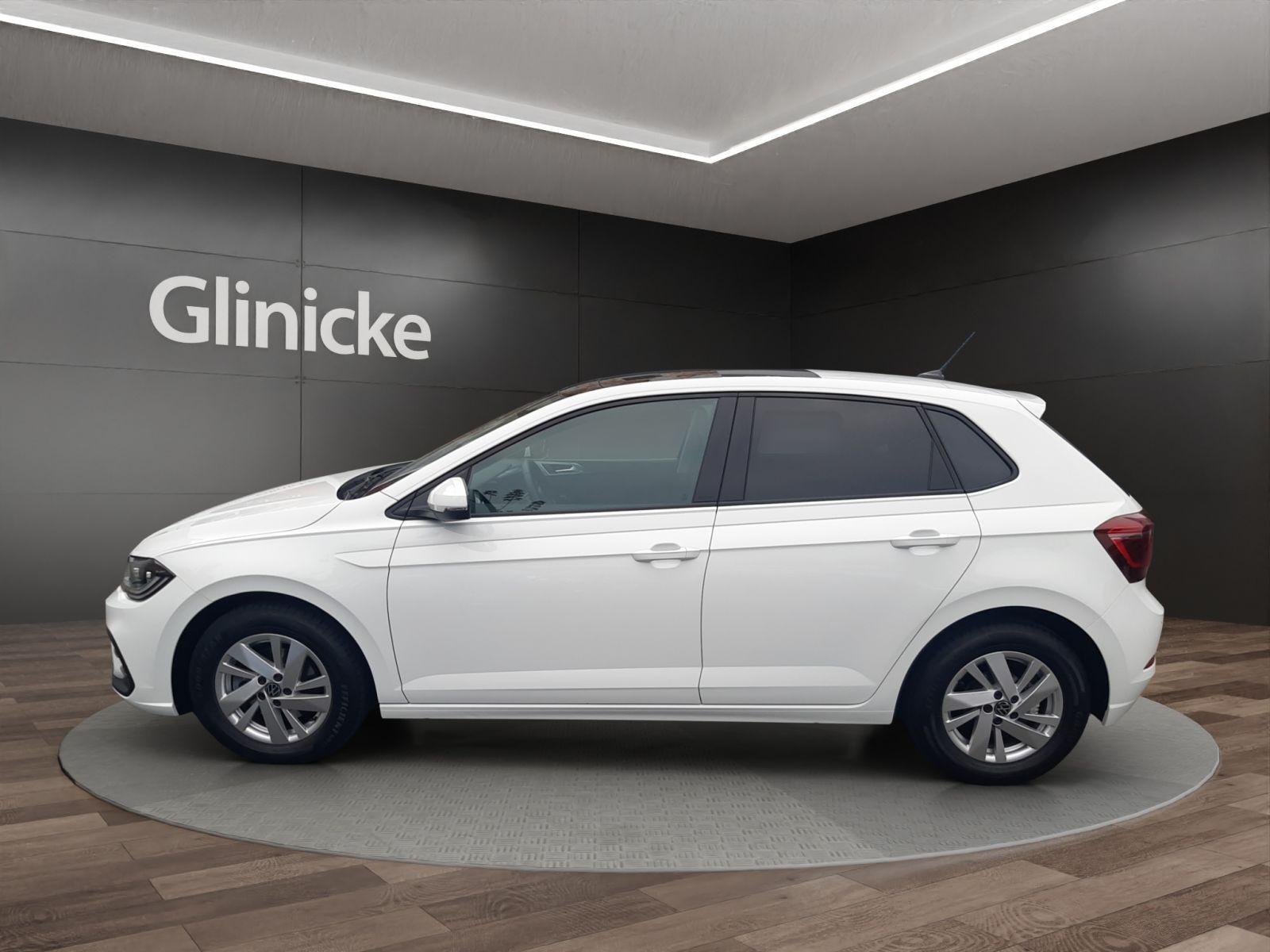 Volkswagen - Polo_5