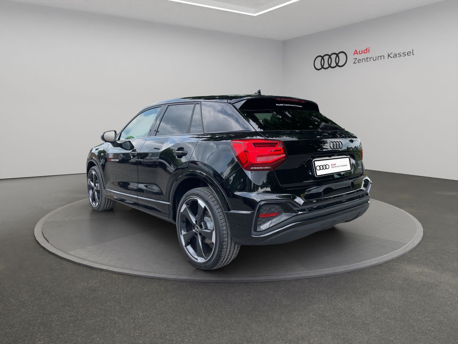 Audi - Q2_5