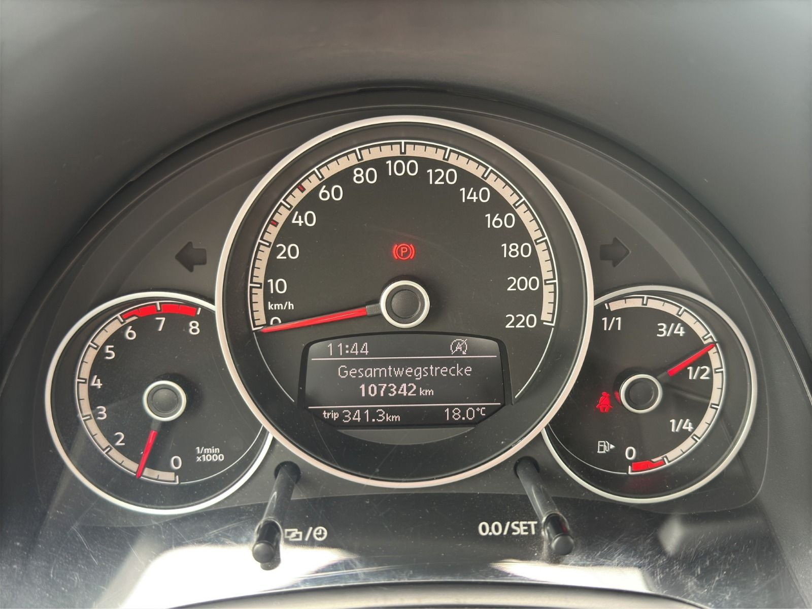 Volkswagen - up!_9