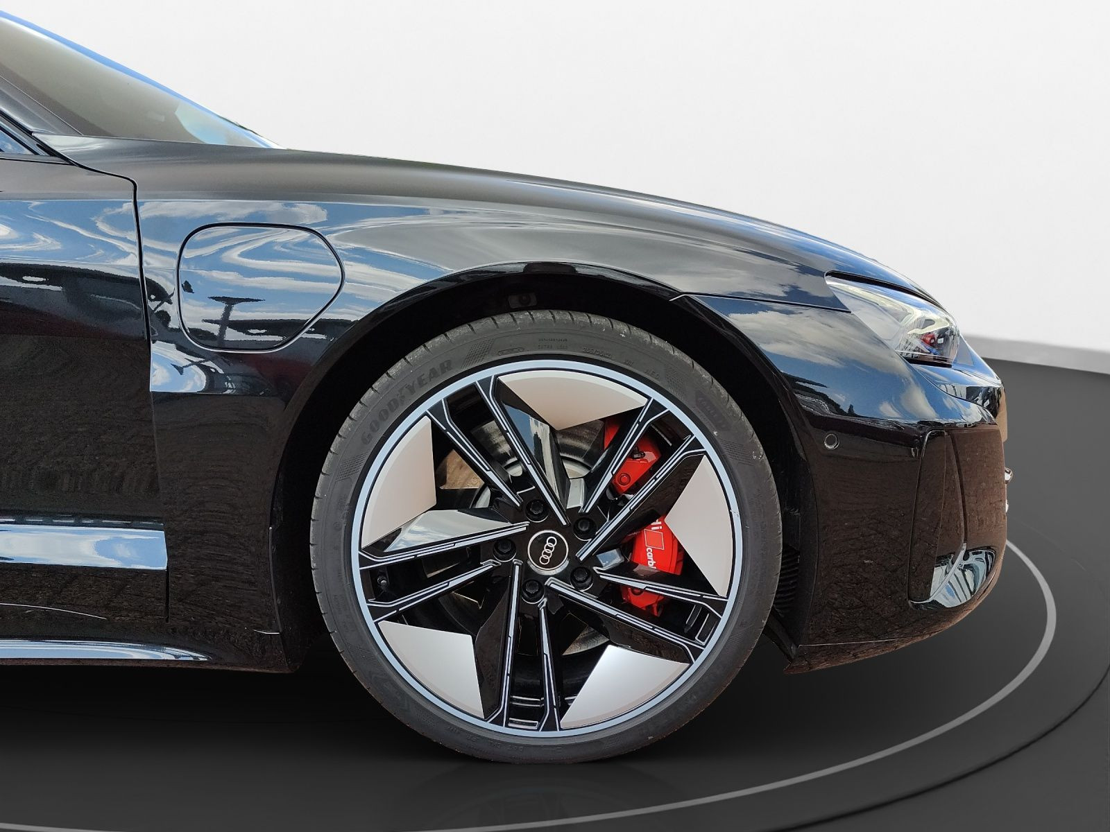 Audi - e-tron_15