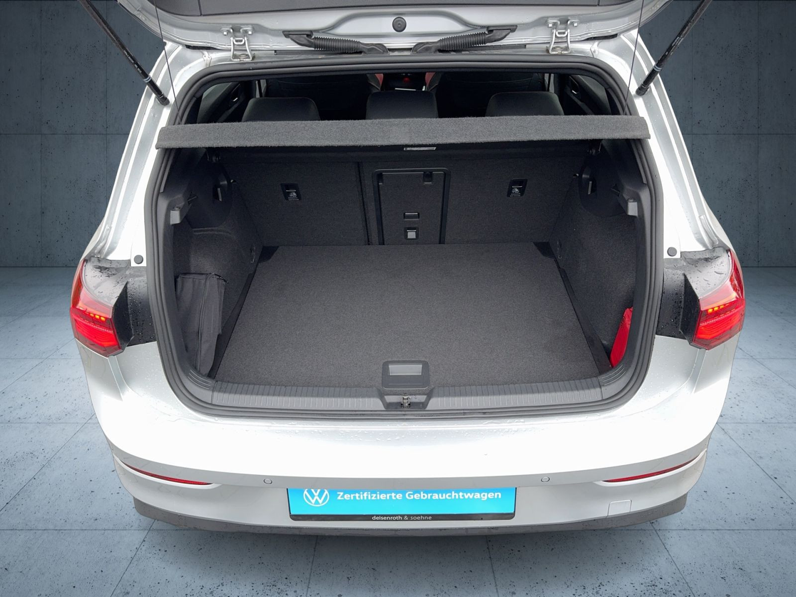 Volkswagen - Golf GTI_13