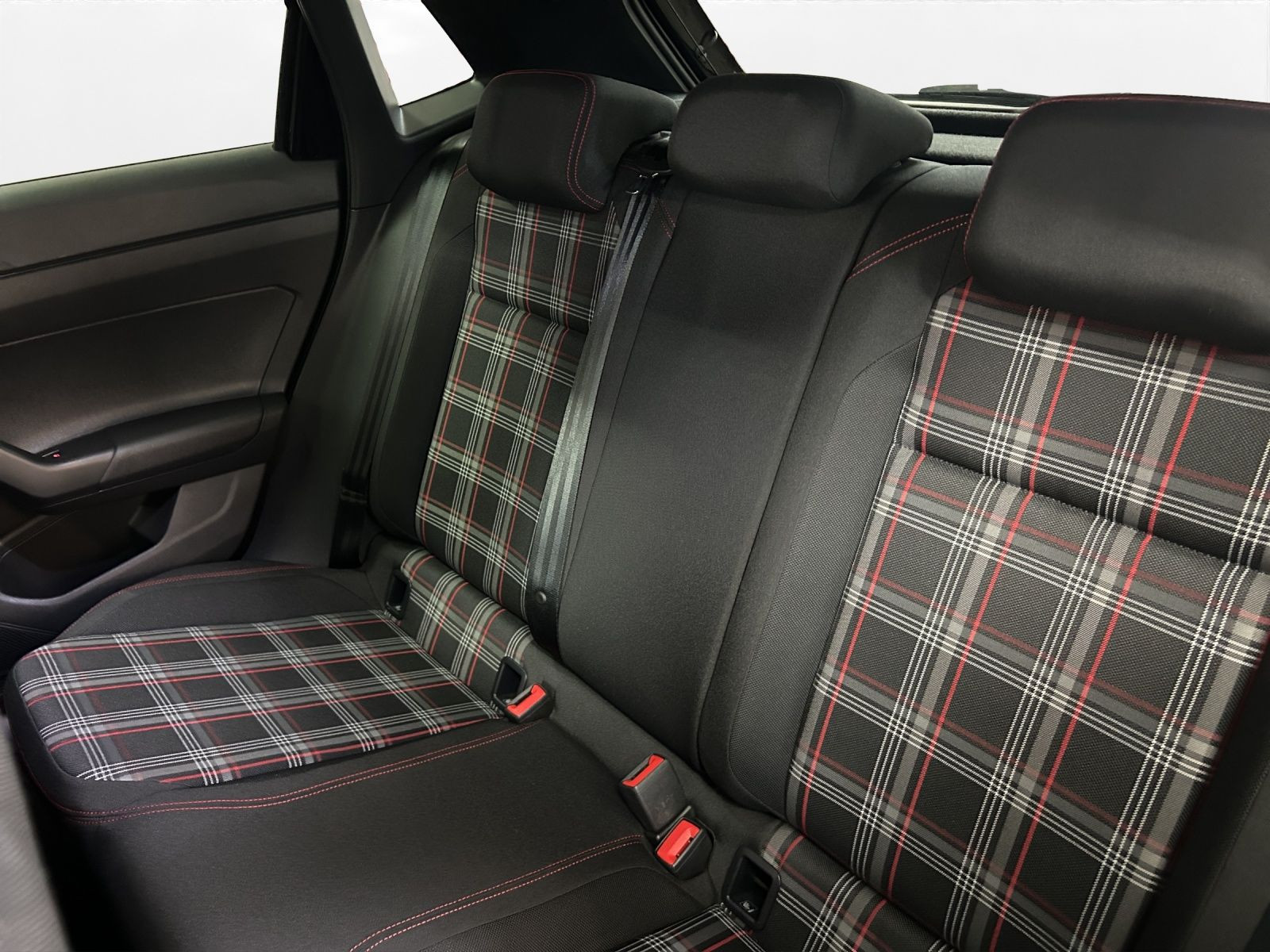 Volkswagen - Polo GTI_18