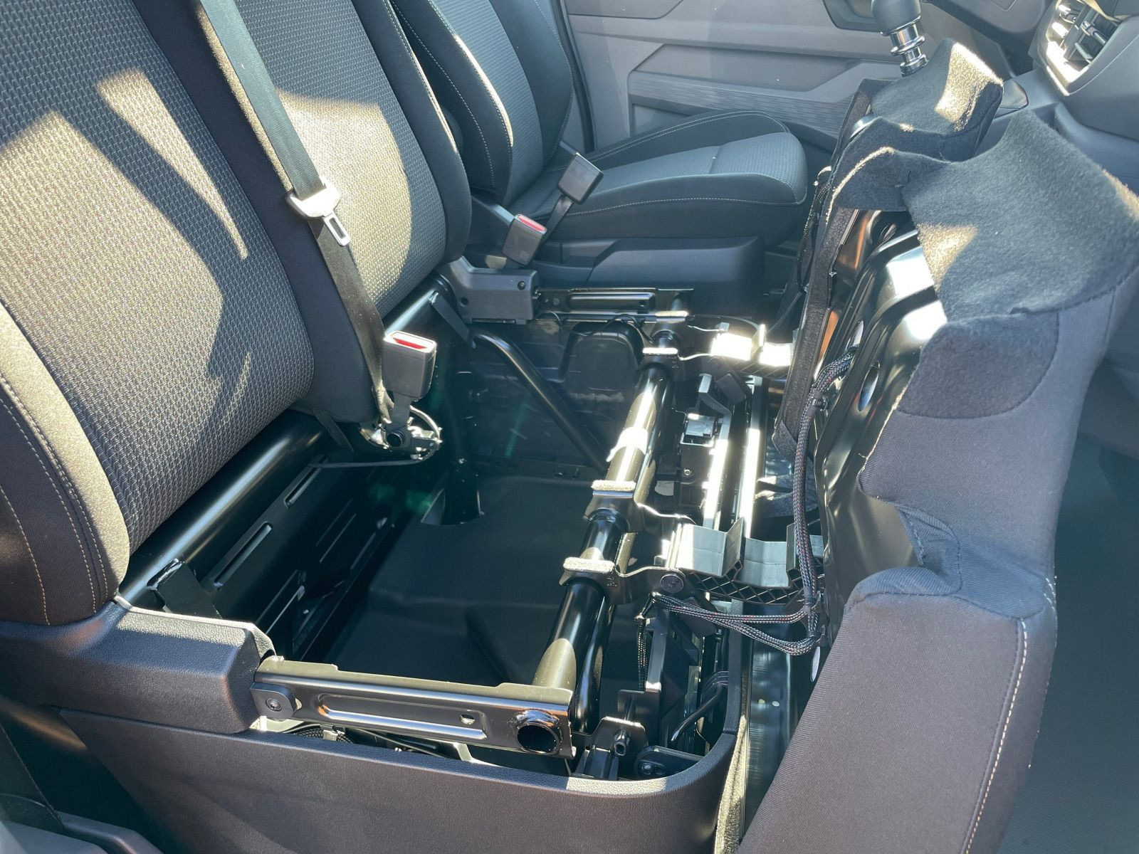 Volkswagen - T7 Transporter_10