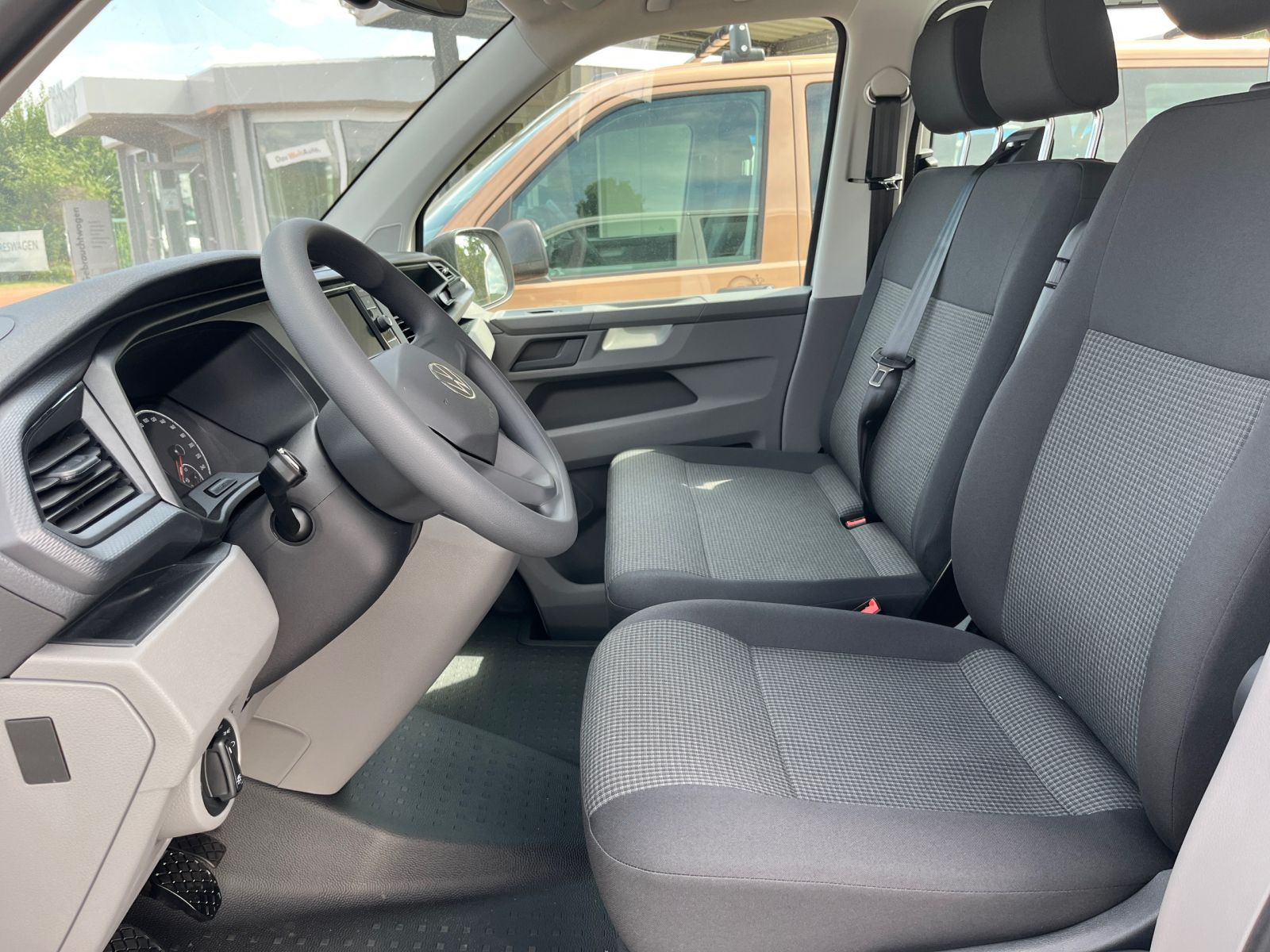 Volkswagen - T6.1 Kombi_3