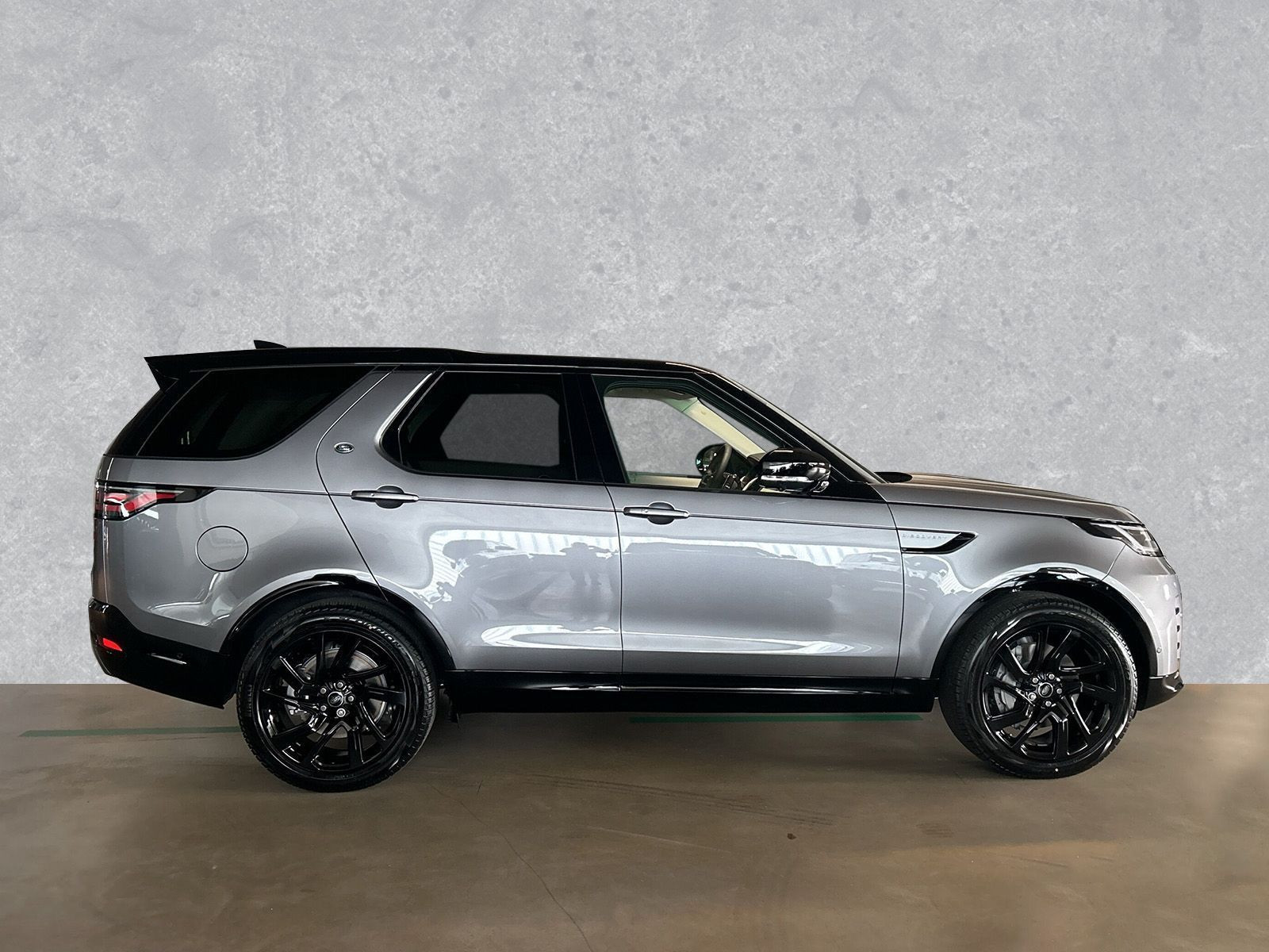 Land Rover - Discovery_6