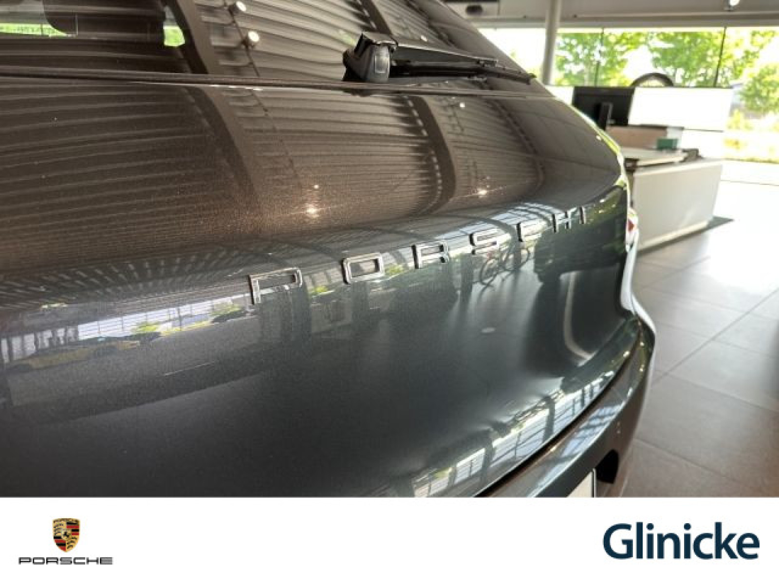 Porsche - Macan_12