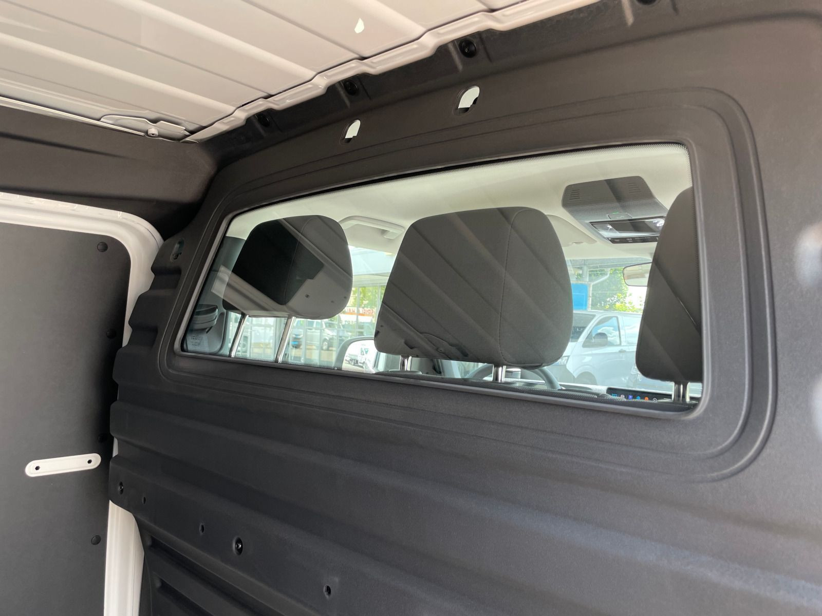 Volkswagen - ID. Buzz Cargo_8