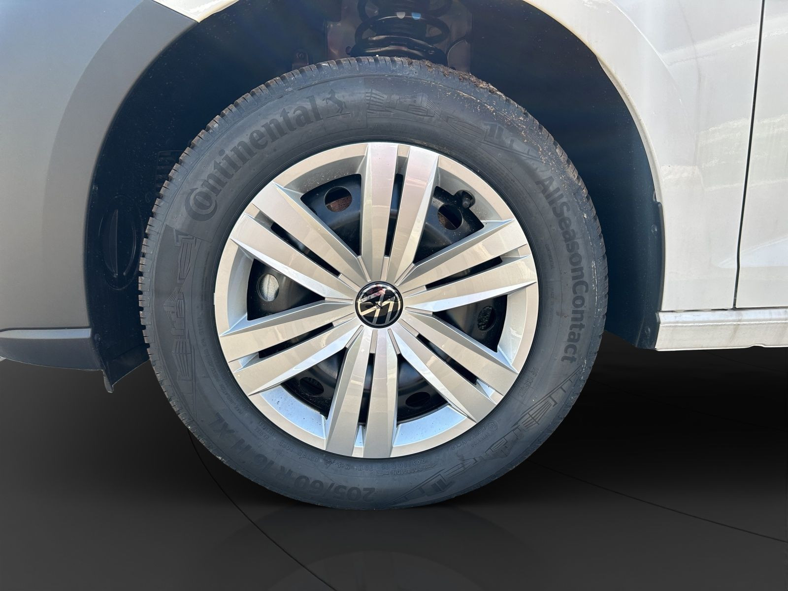 Volkswagen - Caddy Maxi_13